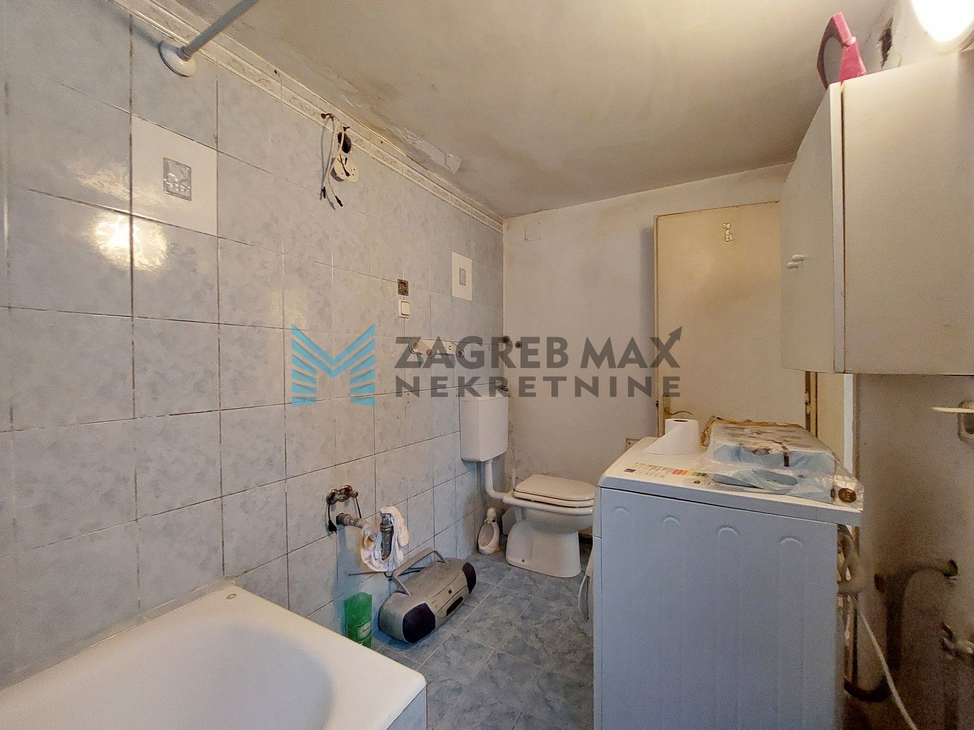 Zagreb - D. DUBRAVA - Pepelnjakova - 3-sobni, za renovaciju, investicija