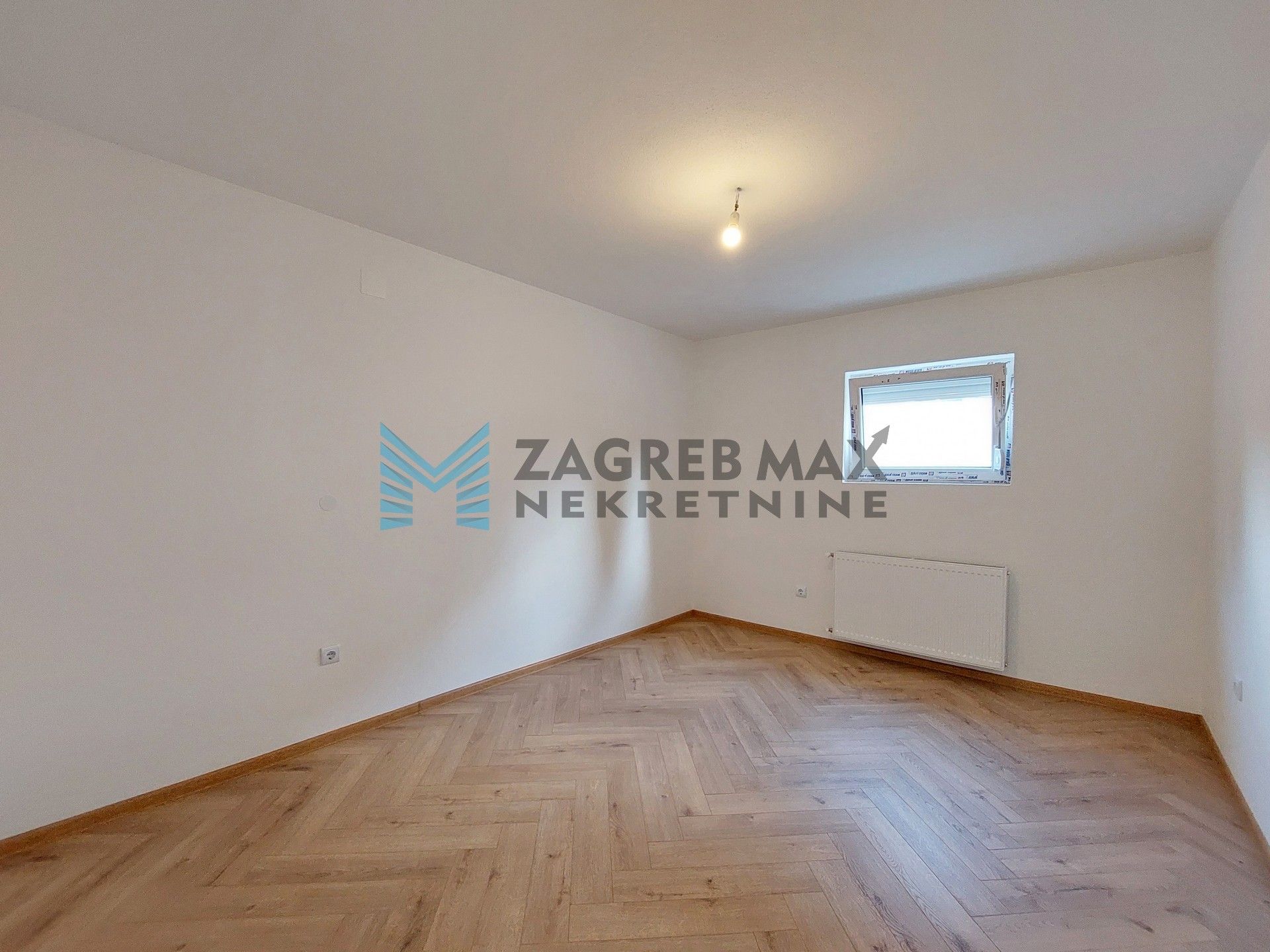 Zagreb - G.VRAPČE - F.Kušana - 3-sobni, svijetao, spremište, parking, mirno