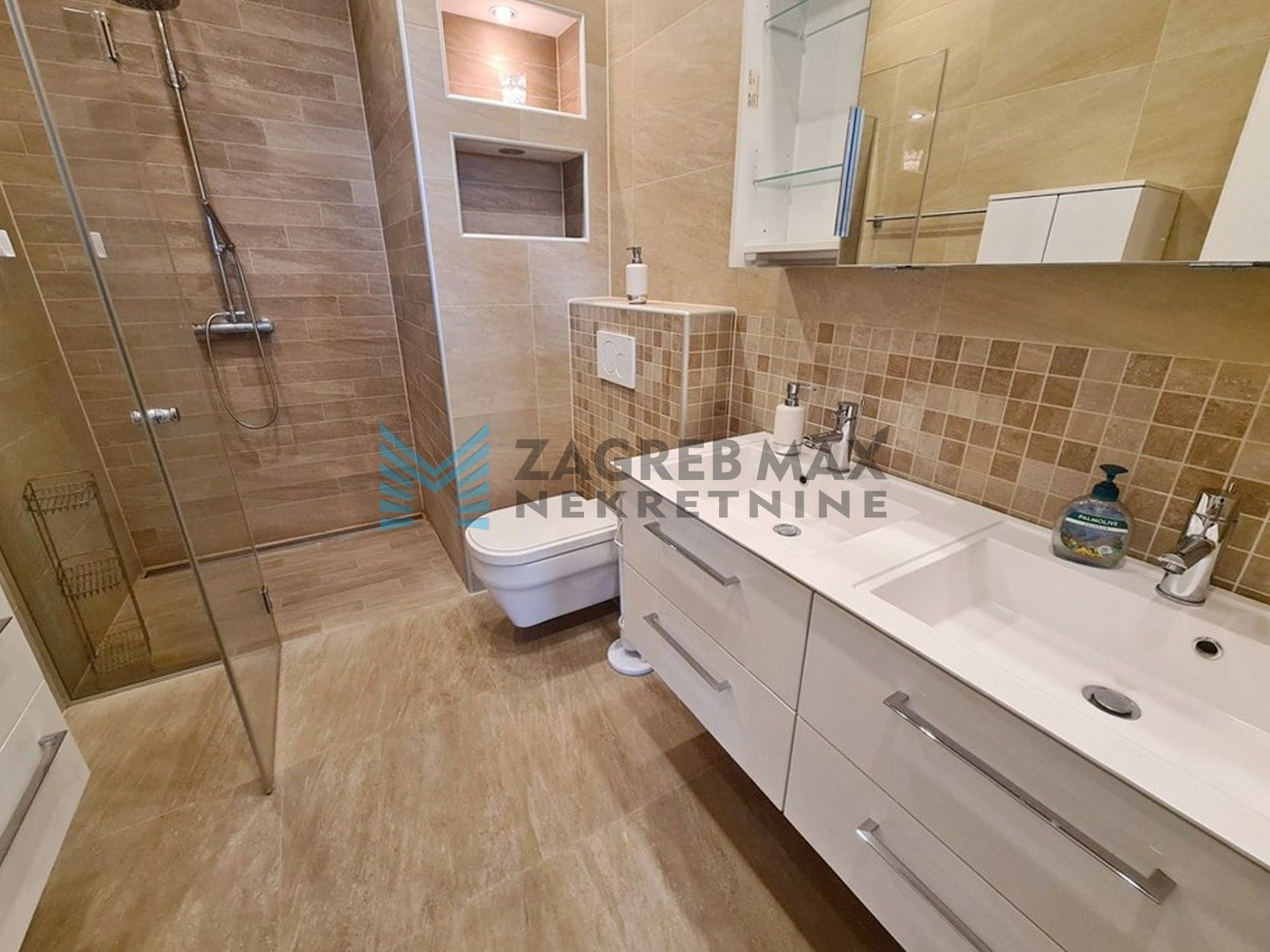 Zagreb - BLATO – J.Njavre – poslovni prostor u urbanoj vili blizu Arene - 323m2