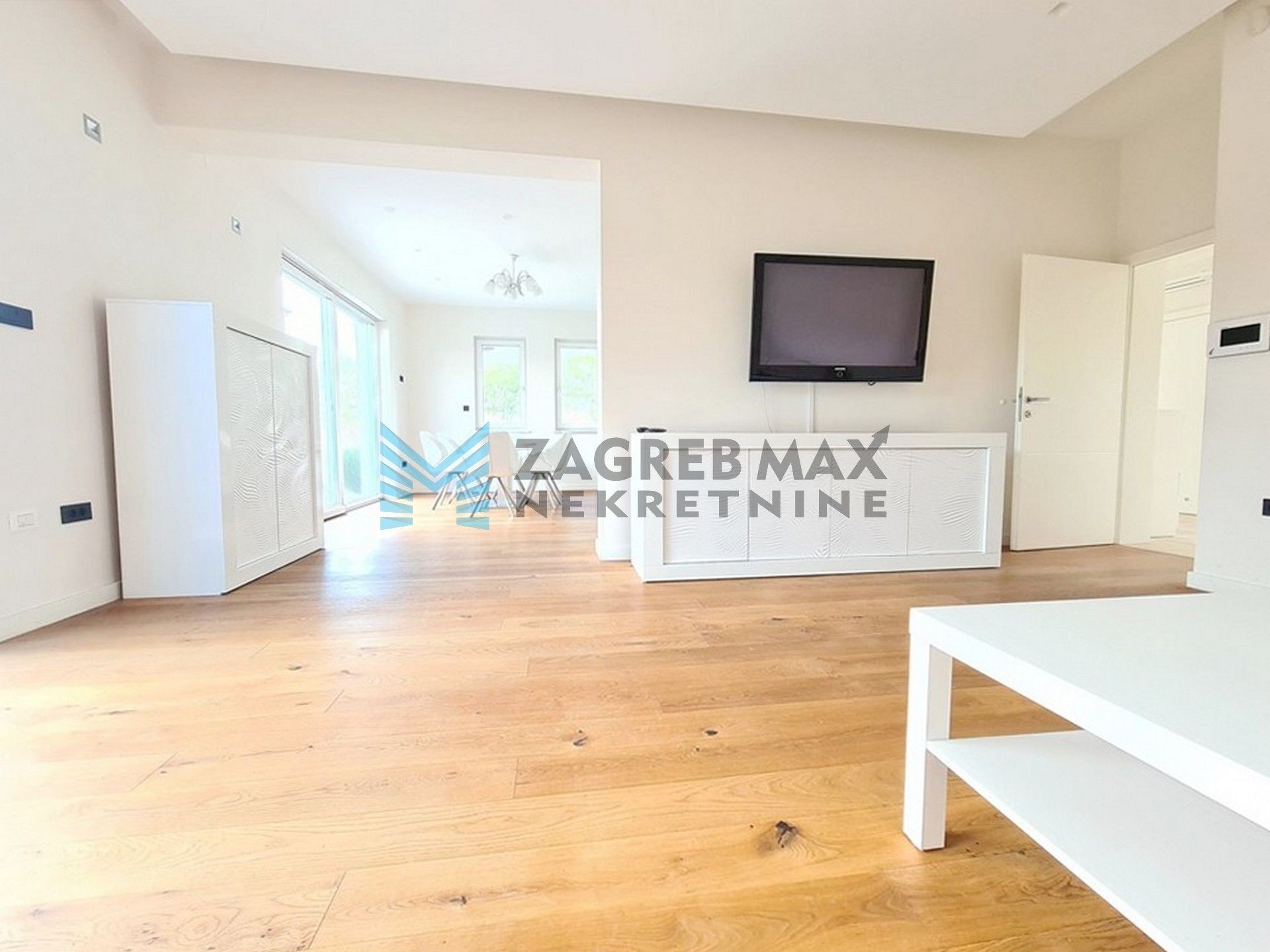 Zagreb - BLATO – J.Njavre – poslovni prostor u urbanoj vili blizu Arene - 323m2