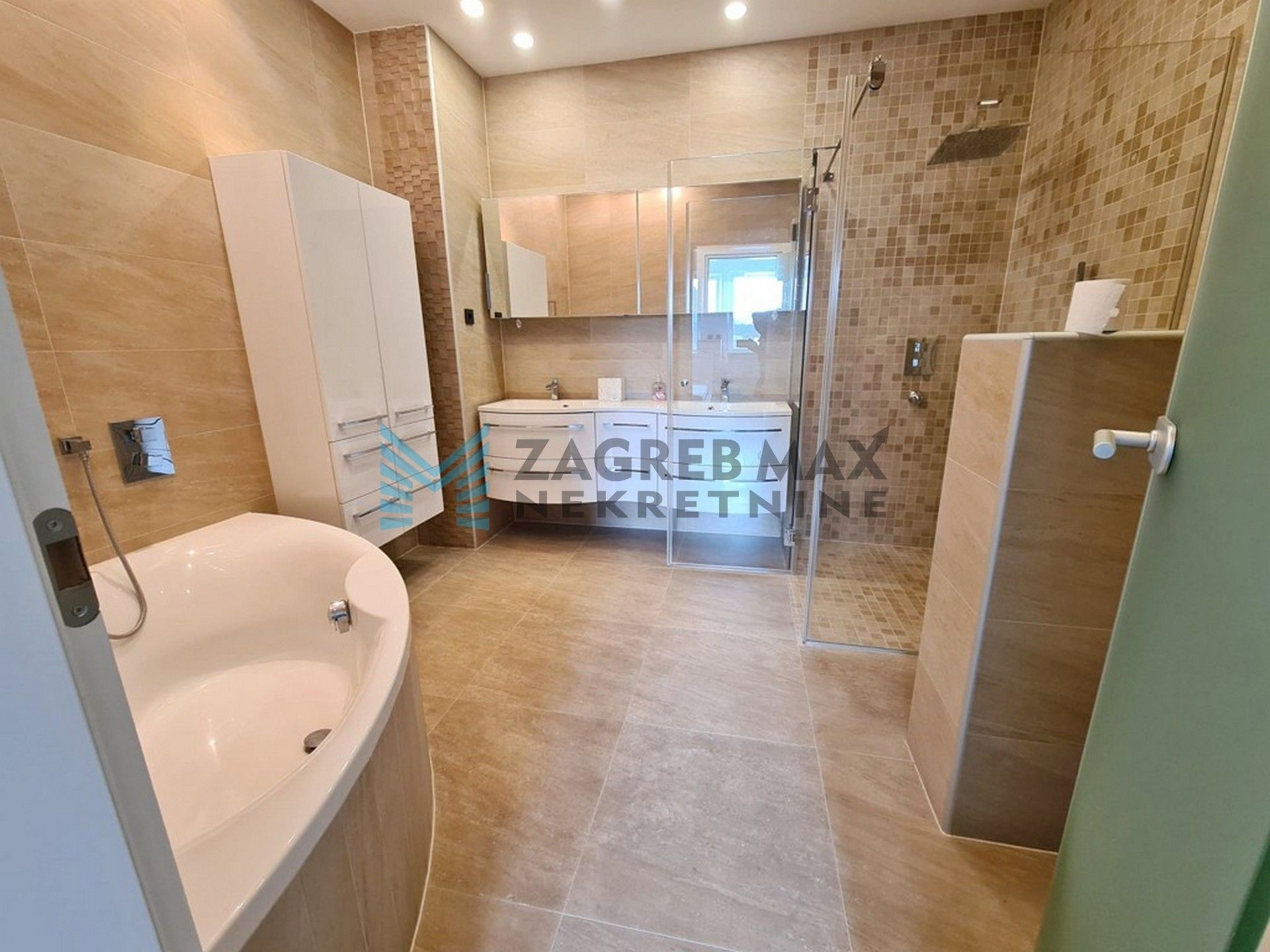 Zagreb - BLATO – J.Njavre – poslovni prostor u urbanoj vili blizu Arene - 323m2