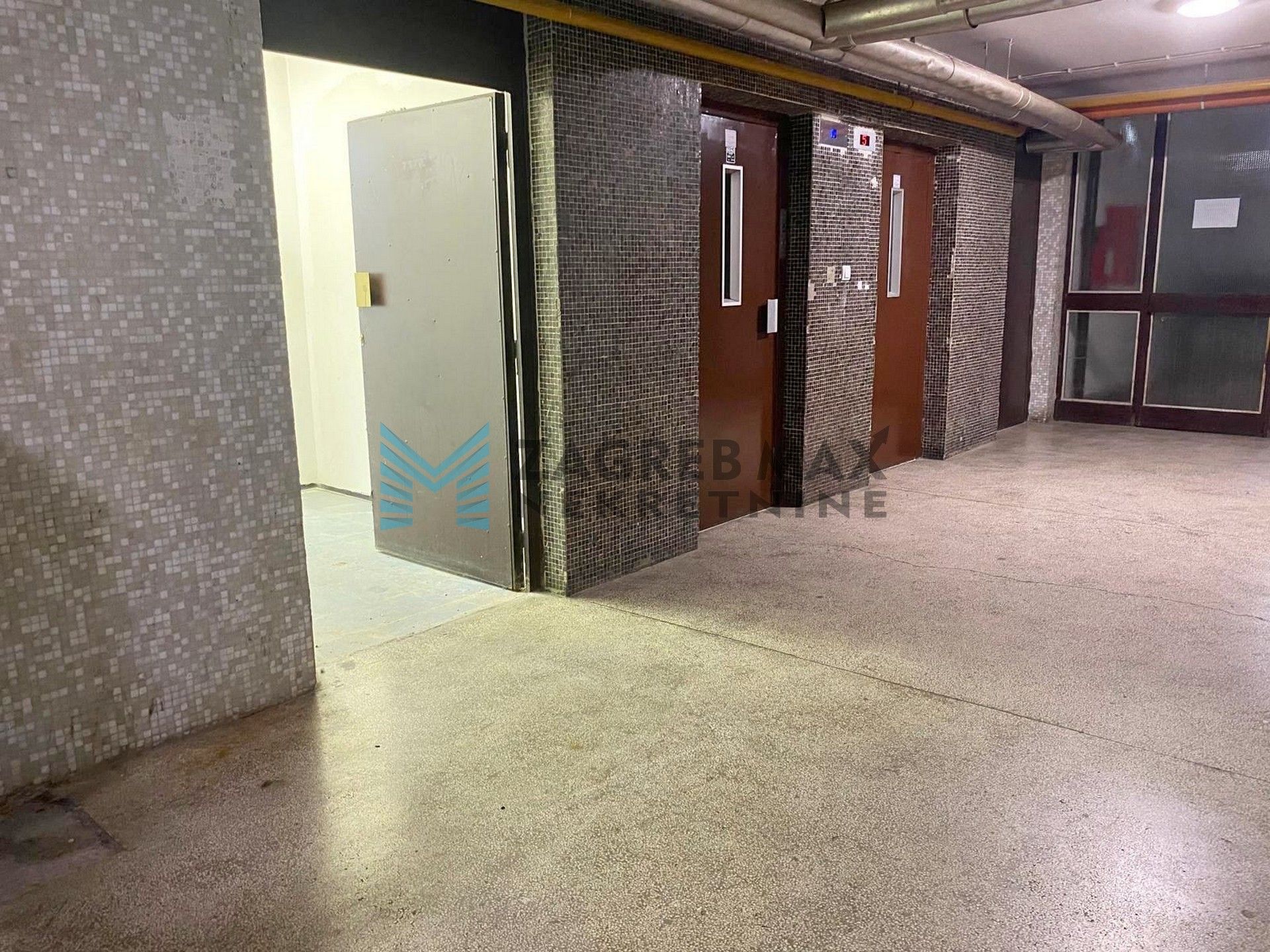 Zagreb - FOLNEGOVIĆEVO – Sachsova – poslovni prostor – 174 m2