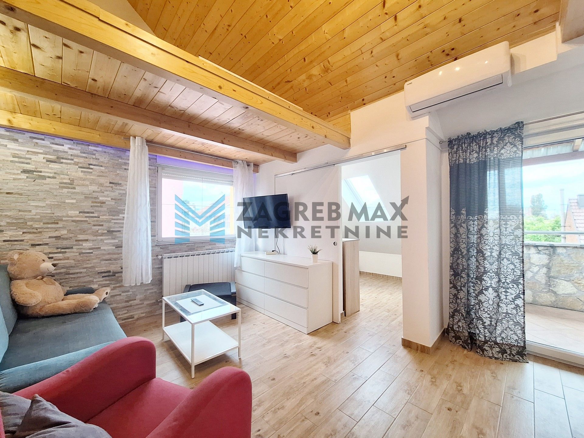 Zagreb - VOLTINO - Somborska - 2,5 S, galerije, terasa, roštilj - BEZ PROVIZIJE