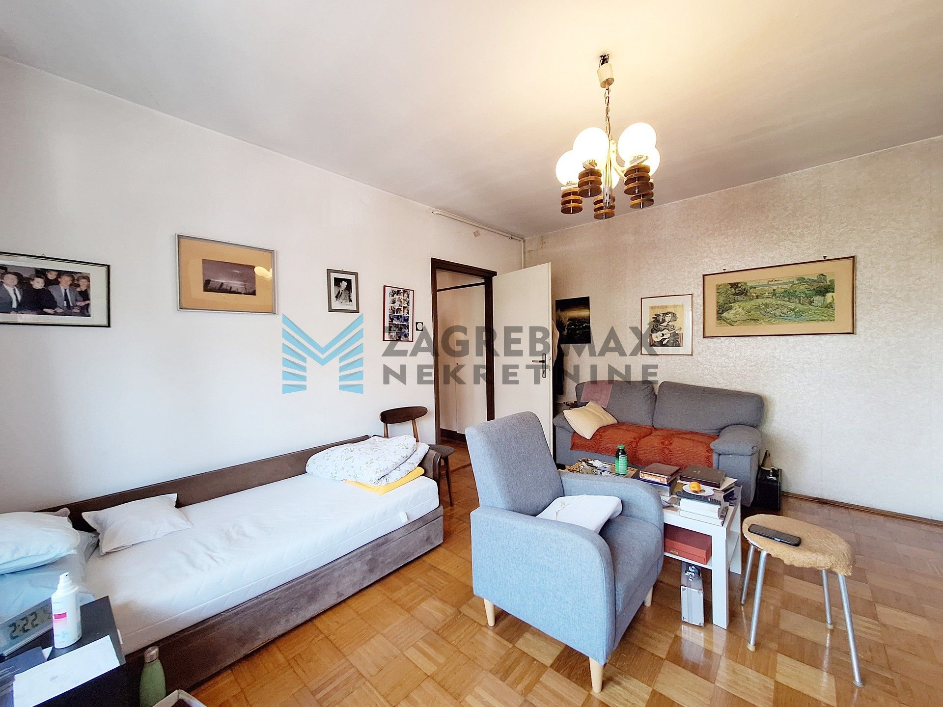 Zagreb - TREŠNJEVKA - Savska - 2-sobni, balkon, lift, VPM