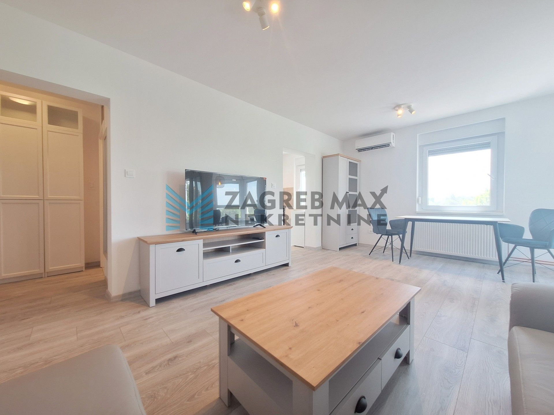 Zagreb - SAVICA - moderan 2-soban s predivnim pogledom - 47 m2