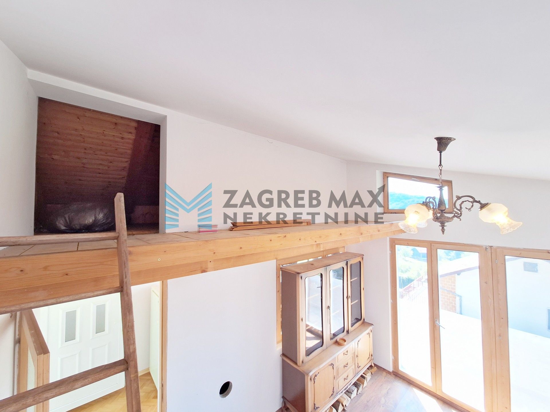 Zagreb - DUBRAVA SAMOBORSKA - kuća s potencijalom i otvorenim pogledom na gorje