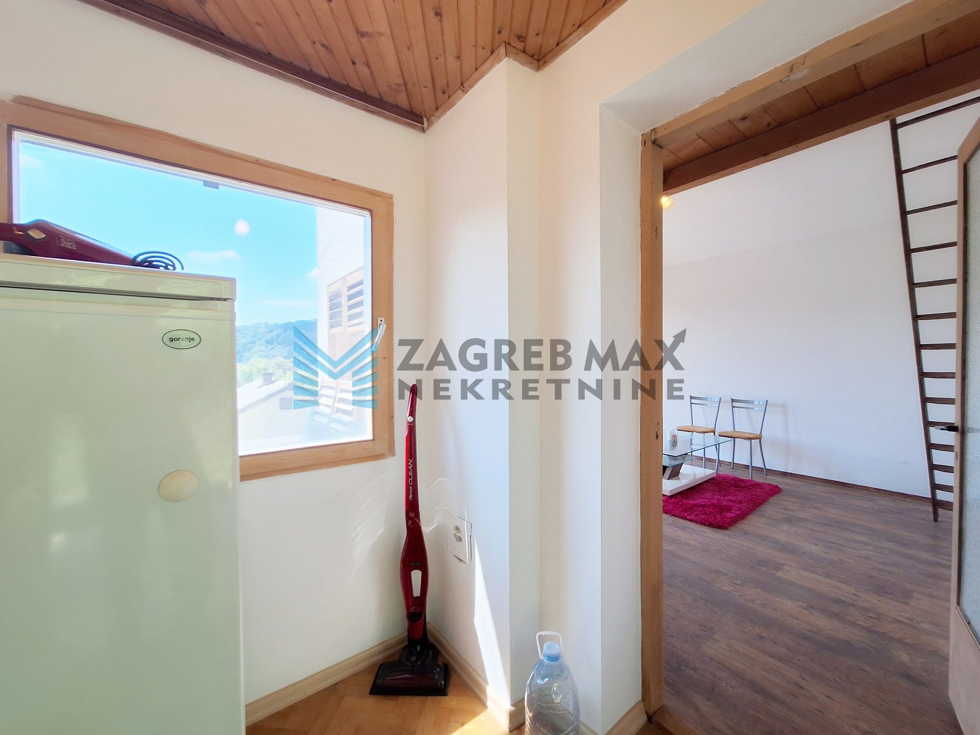 Zagreb - DUBRAVA SAMOBORSKA - kuća s potencijalom i otvorenim pogledom na gorje