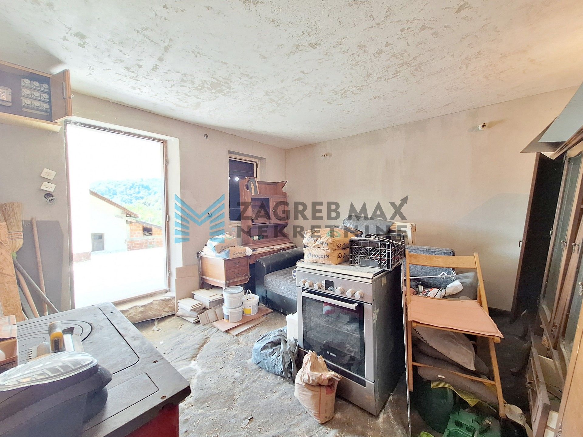Zagreb - DUBRAVA SAMOBORSKA - kuća s potencijalom i otvorenim pogledom na gorje