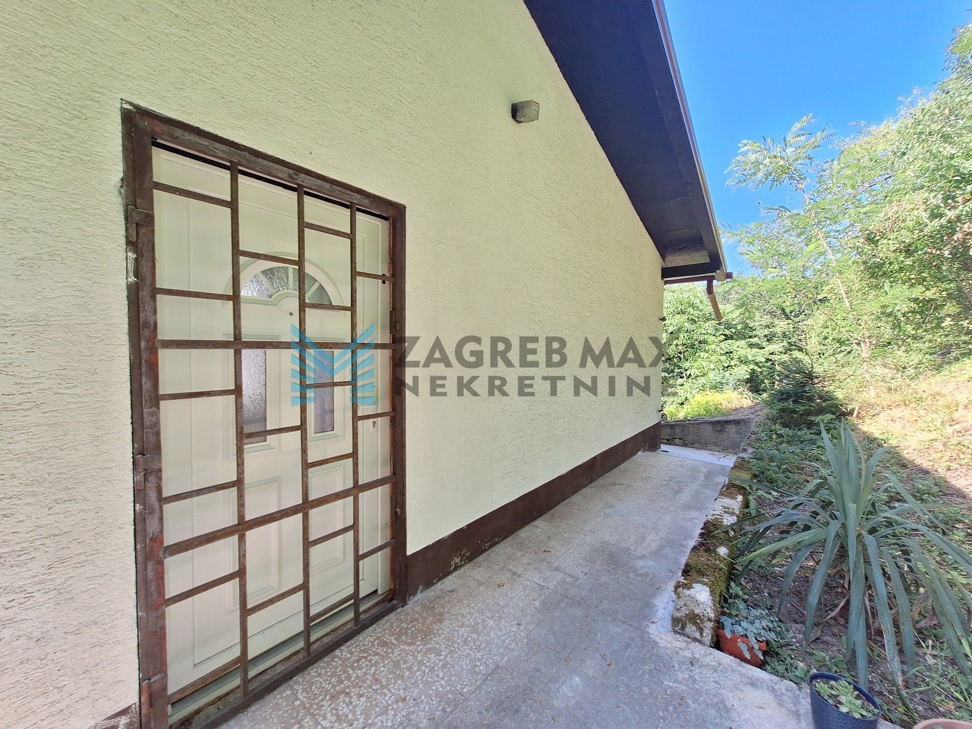 Zagreb - DUBRAVA SAMOBORSKA - kuća s potencijalom i otvorenim pogledom na gorje