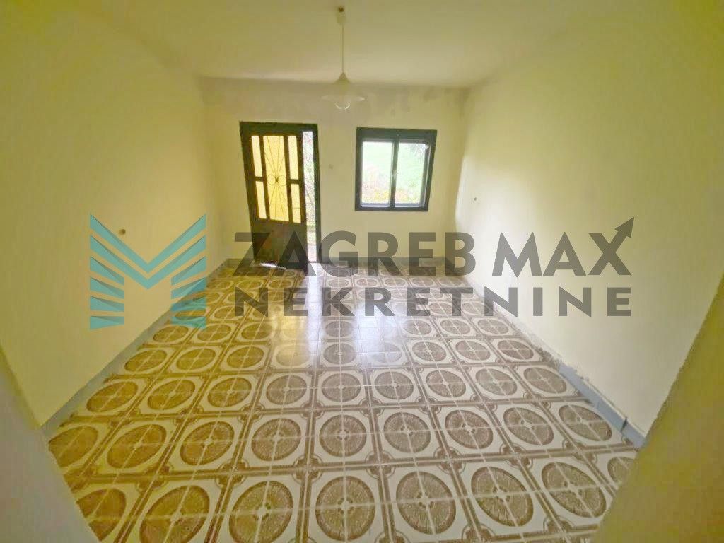 Zagreb - OGULIN - Donje Dubrave - kuća s okućnicom 3248 m2