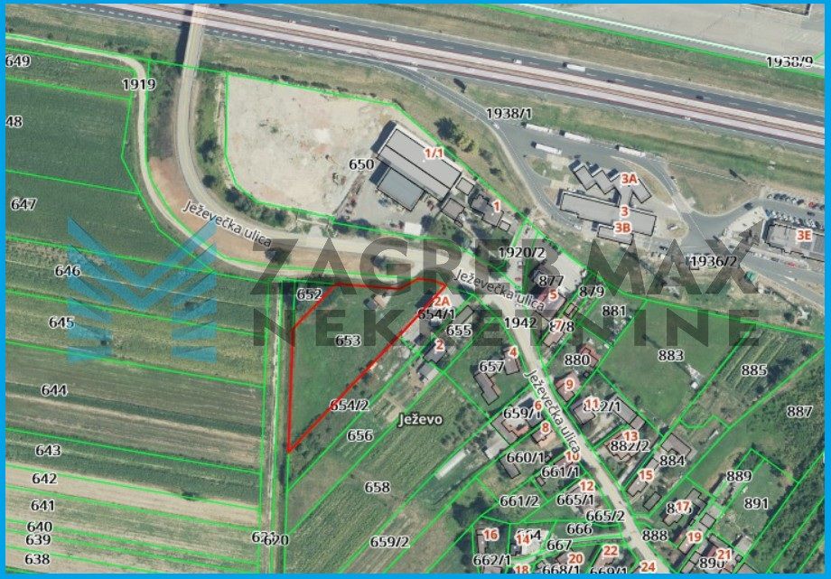 Zagreb - JEŽEVO - Ježevečka - građevinsko zemljište 4585 m2 s građevinskom d.