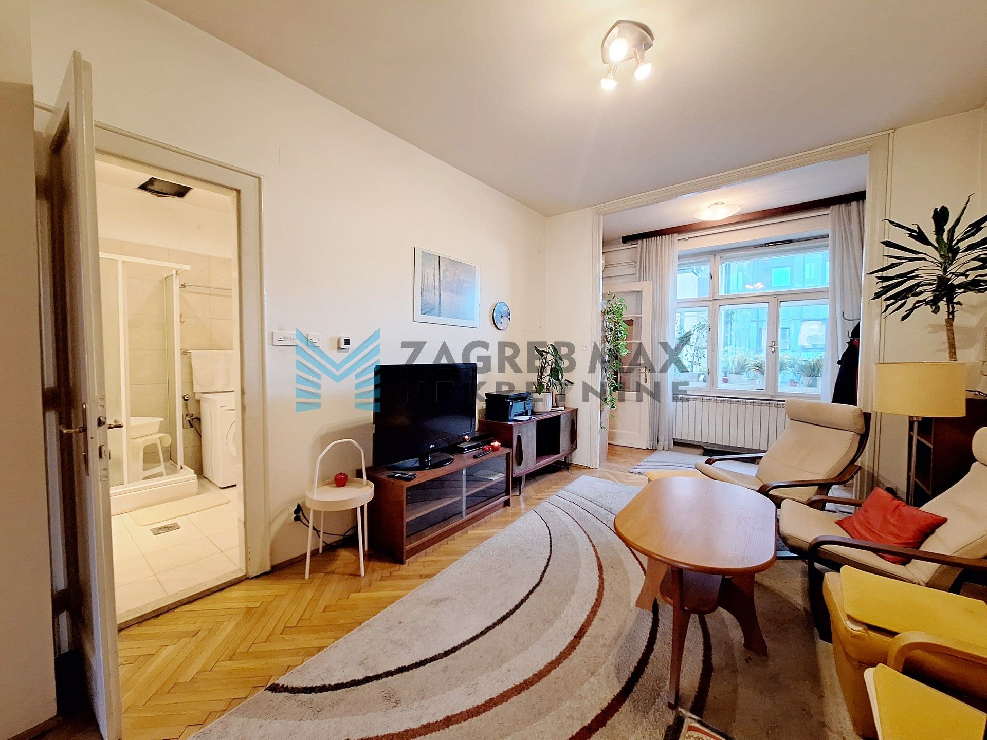 Zagreb - DONJI GRAD - Vlaška - 3-sobni, prostran, lift, balkon