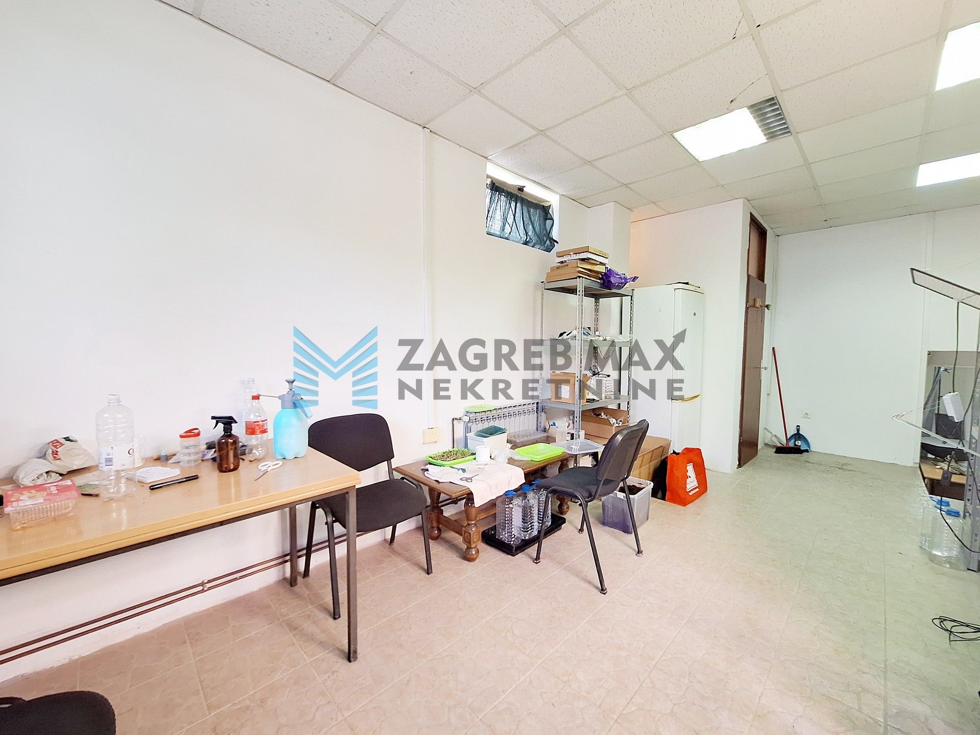 Zagreb - RUDEŠ - Jezerska - poslovni objekt, 83 m2, suteren