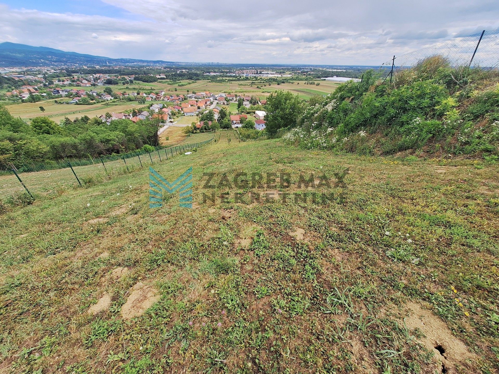 Zagreb - SVETA NEDJELJA - Jagnjić Dol - Krijačica - 2839 m2 - mogućnost gradnje