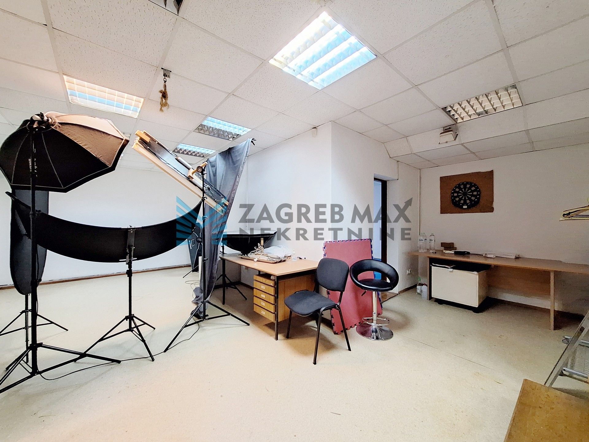 Zagreb - RUDEŠ - Jezerska - poslovni objekt, 83 m2, suteren