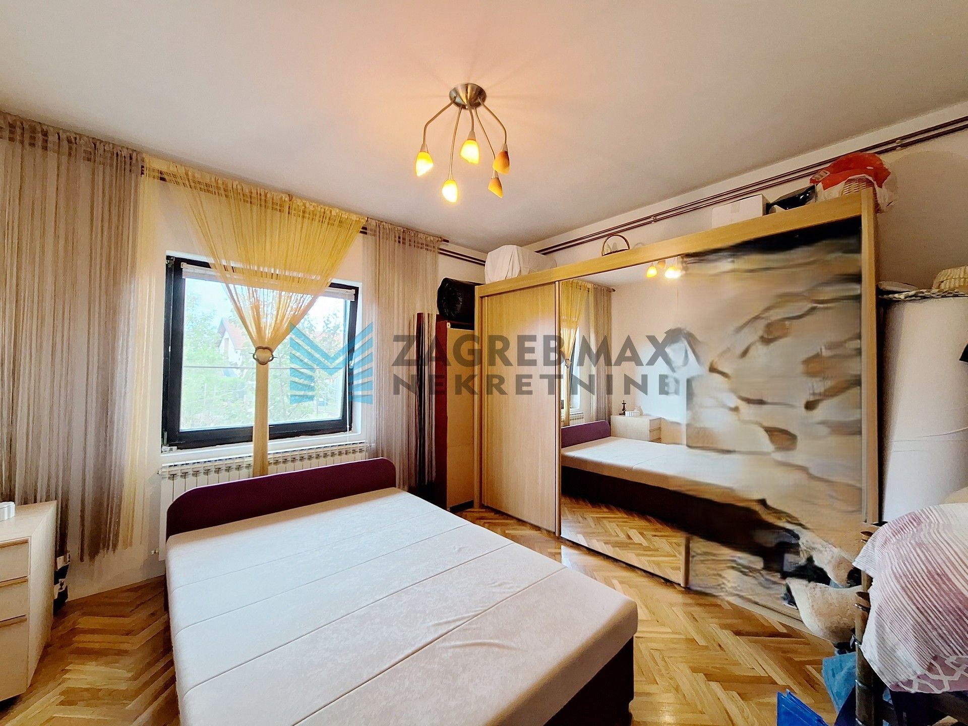 Zagreb - DOMASLOVEC - Krmica - kuća 246 m2, 2761 m2 zemljišta - INVESTICIJA