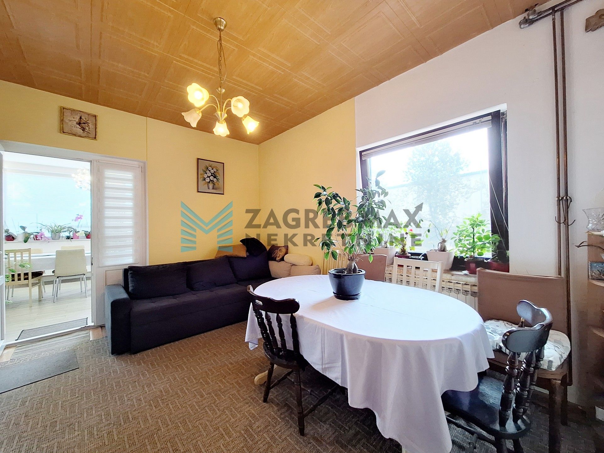 Zagreb - DOMASLOVEC - Krmica - kuća 246 m2, 2761 m2 zemljišta - INVESTICIJA