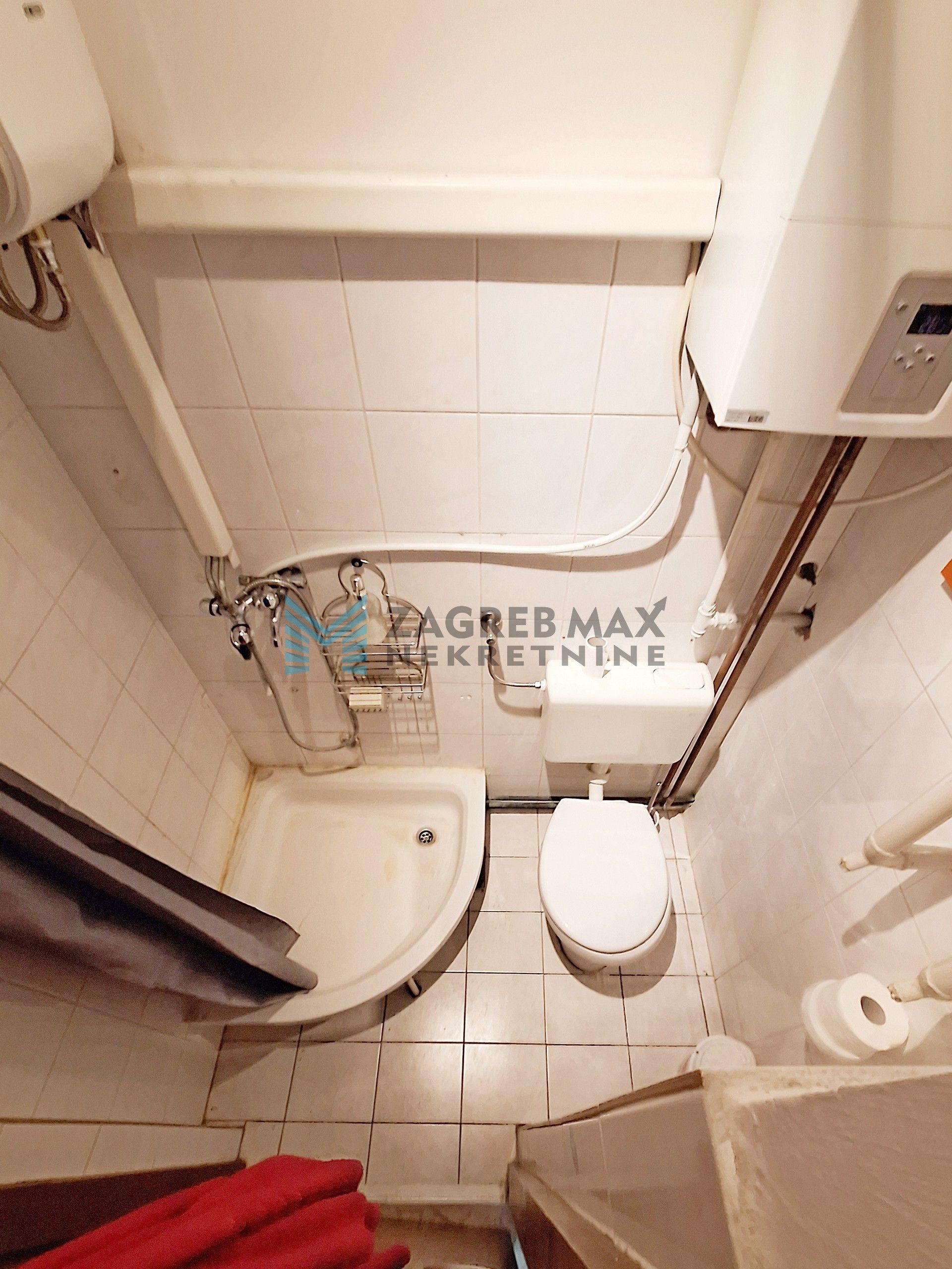 Zagreb - RUDEŠ - Jezerska - poslovni objekt, 83 m2, suteren