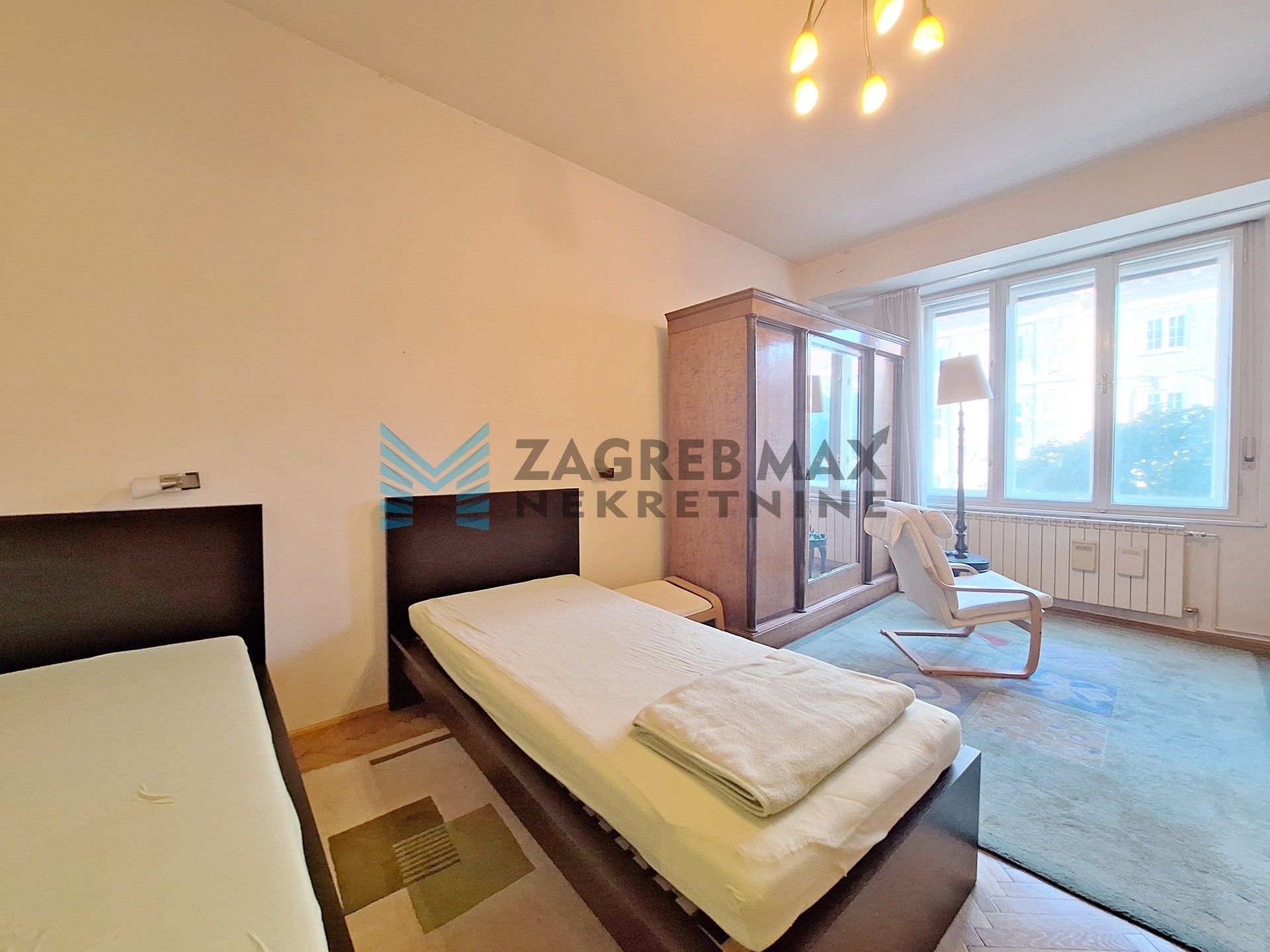 Zagreb - DONJI GRAD - Vlaška - 3-sobni, prostran, lift, balkon