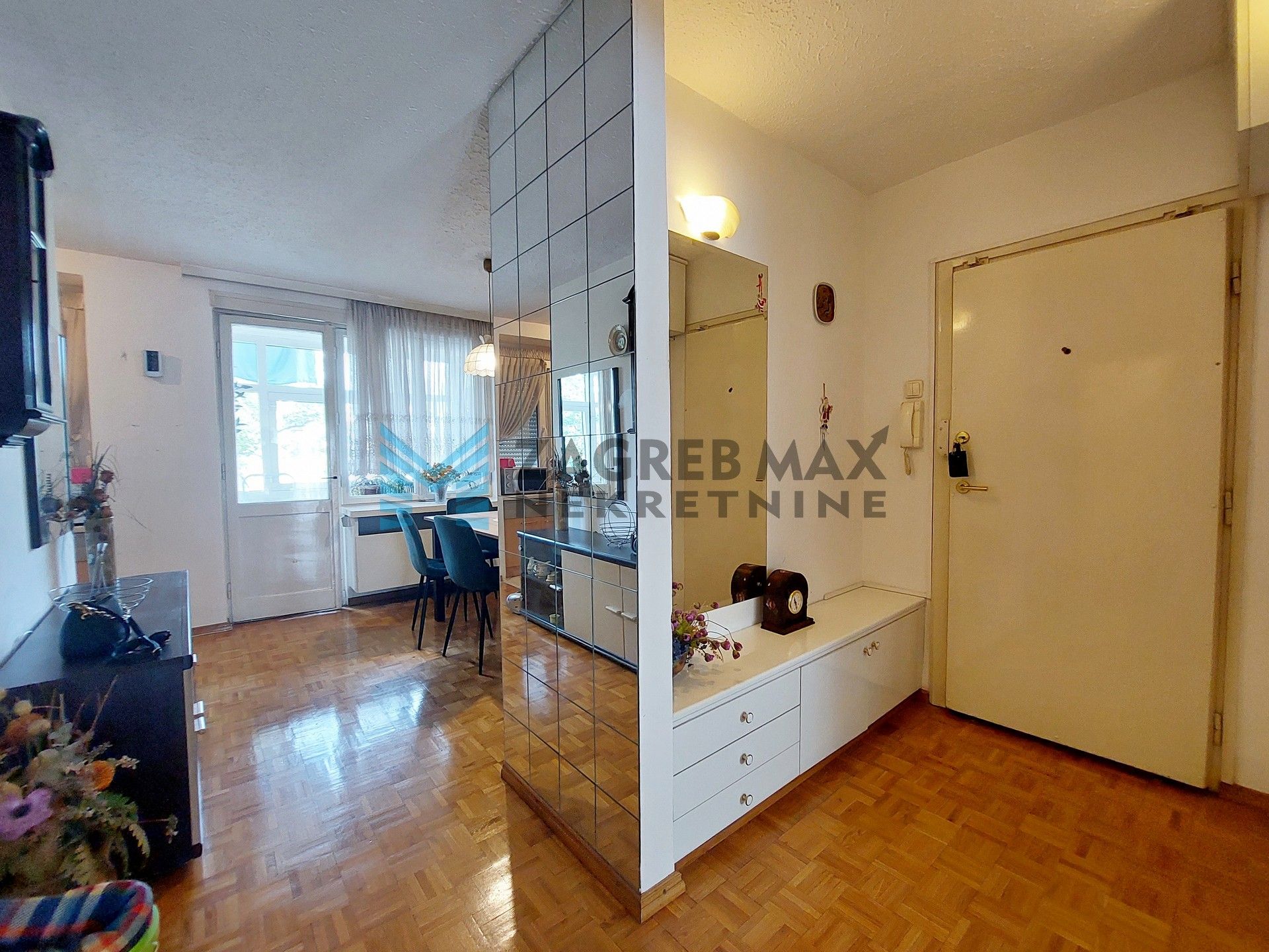 Zagreb - KNEŽIJA - P.V.Njegovana - 2-sobni, opremljen, svijetao, mirno, lođa