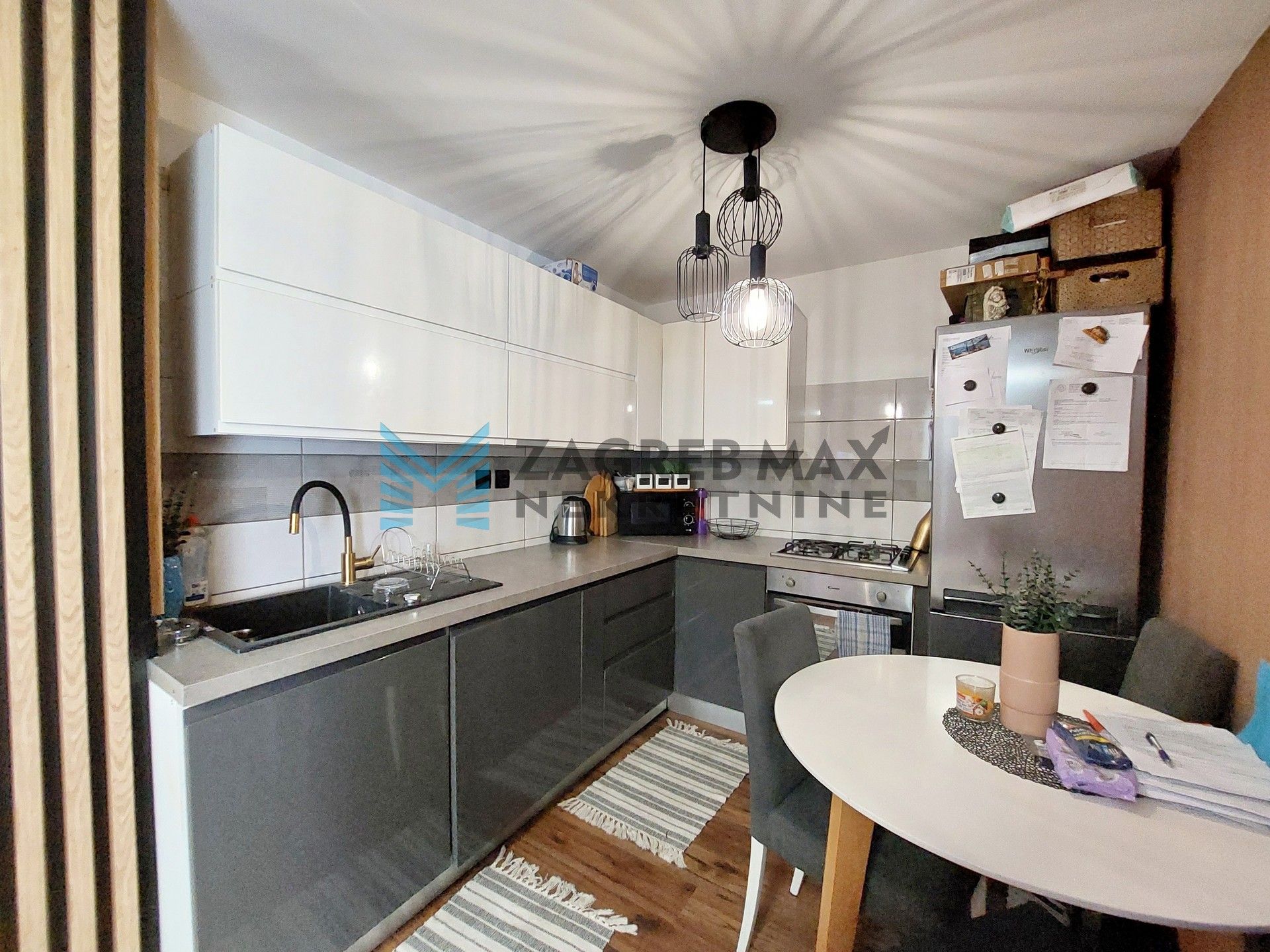 Zagreb - TREŠNJEVKA - Hreljinska - 2-sobni, uređen, održavan, dvorište