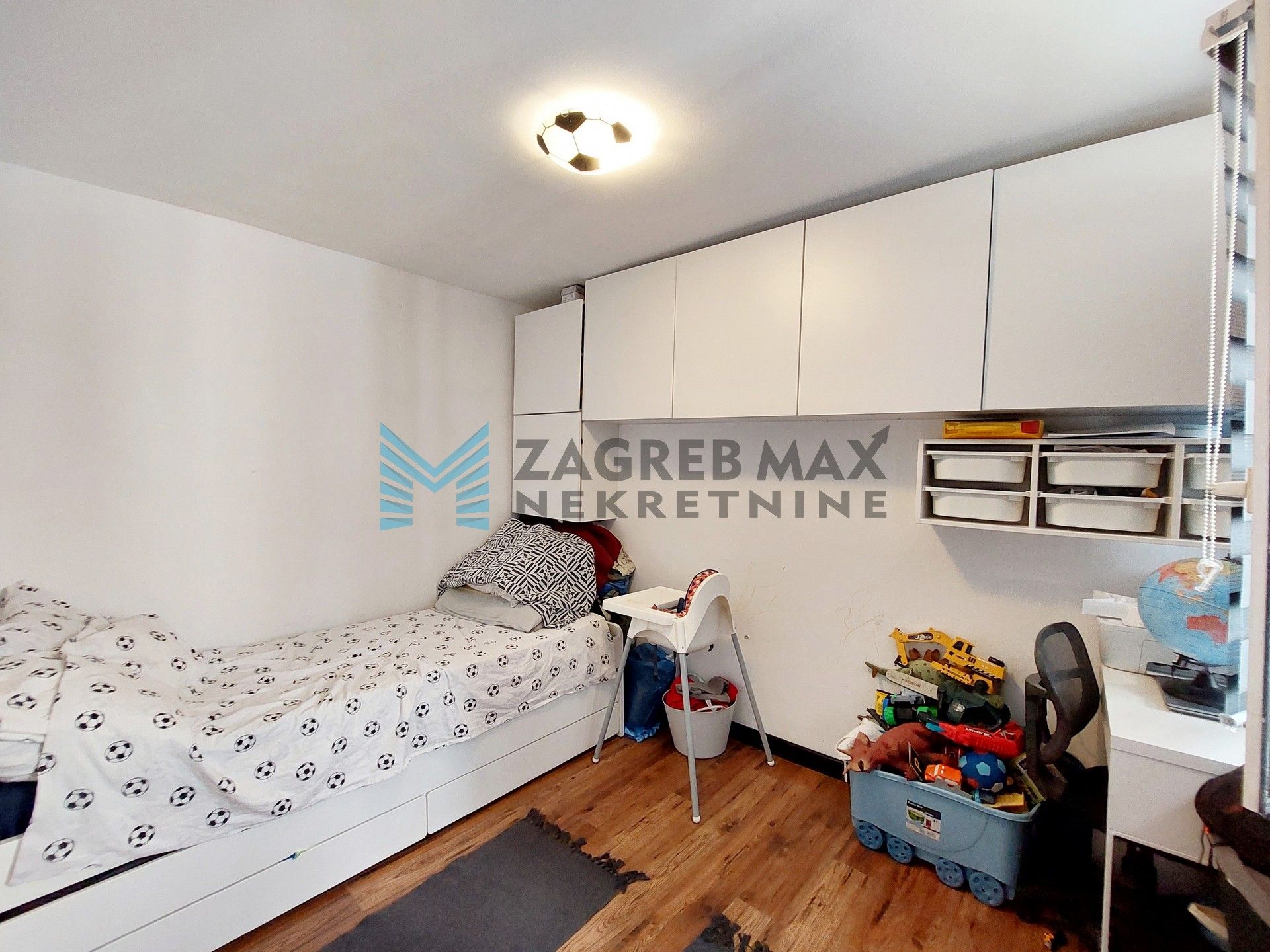 Zagreb - TREŠNJEVKA - Hreljinska - 2-sobni, uređen, održavan, dvorište