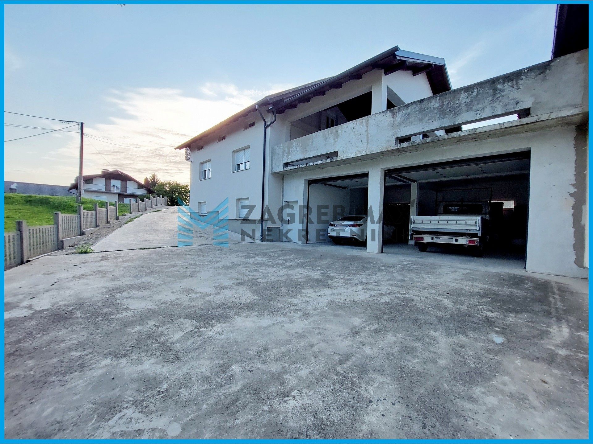 Zagreb - SV. I. ZELINA - Hrnjanec - kuća 590 m2 i dvorište 1925 m2