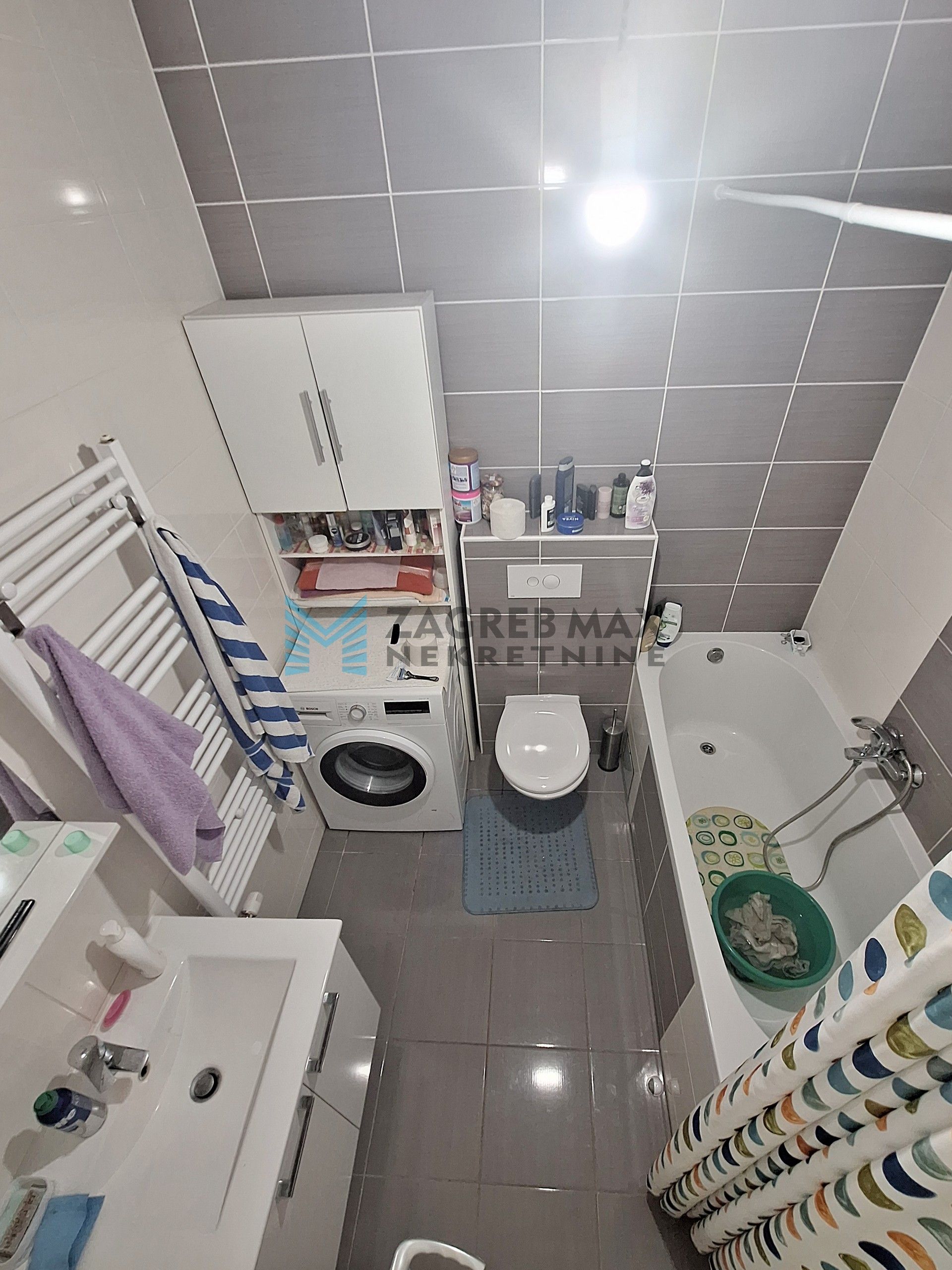 Zagreb - ŠPANSKO - M.Radić - 3-sobni, prostran, svijetao, spremište