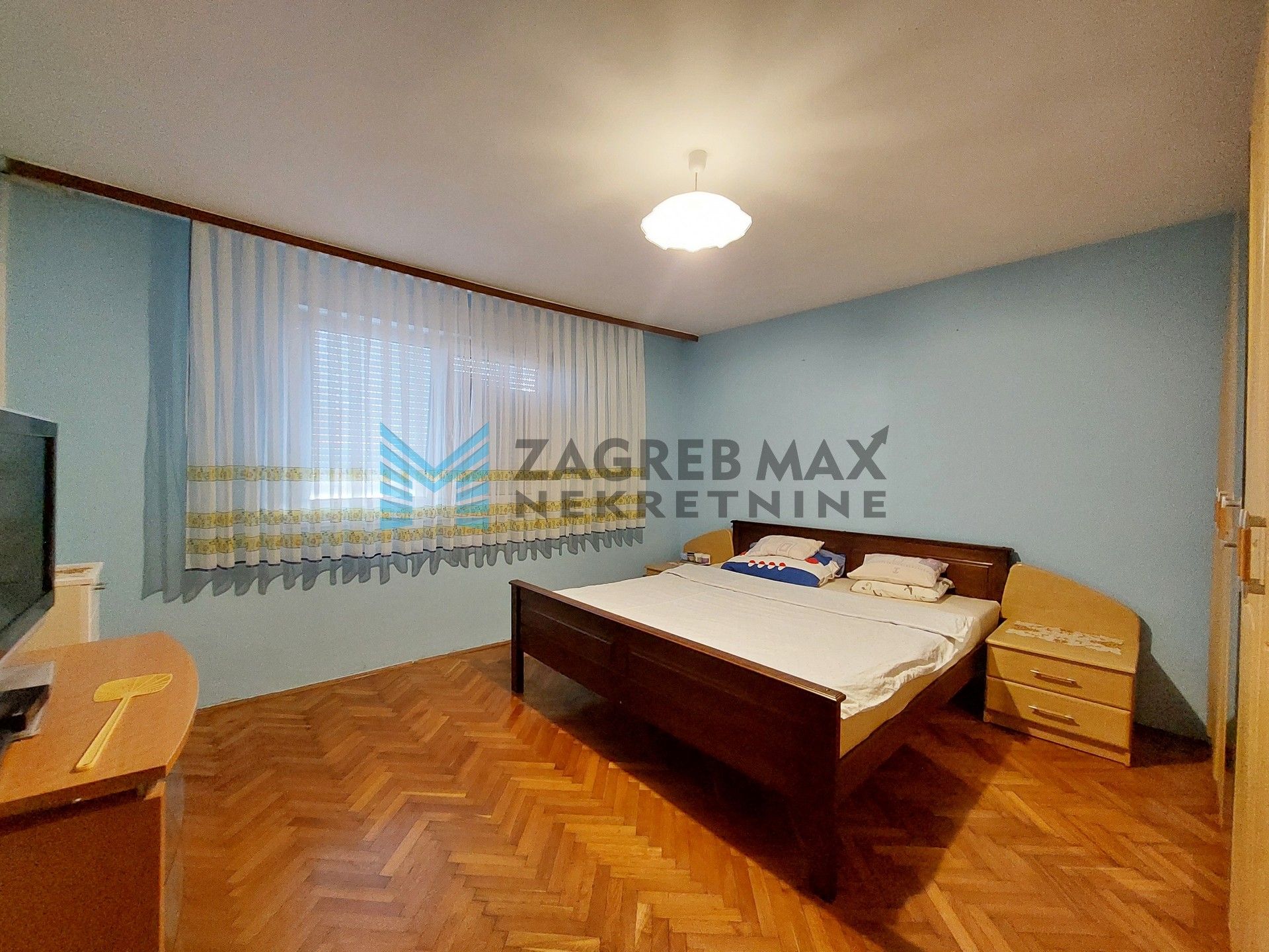 Zagreb - SAVICA ŠANCI - Galdovska - građevinsko zemljište 6788 m2 i kuća 384 m2