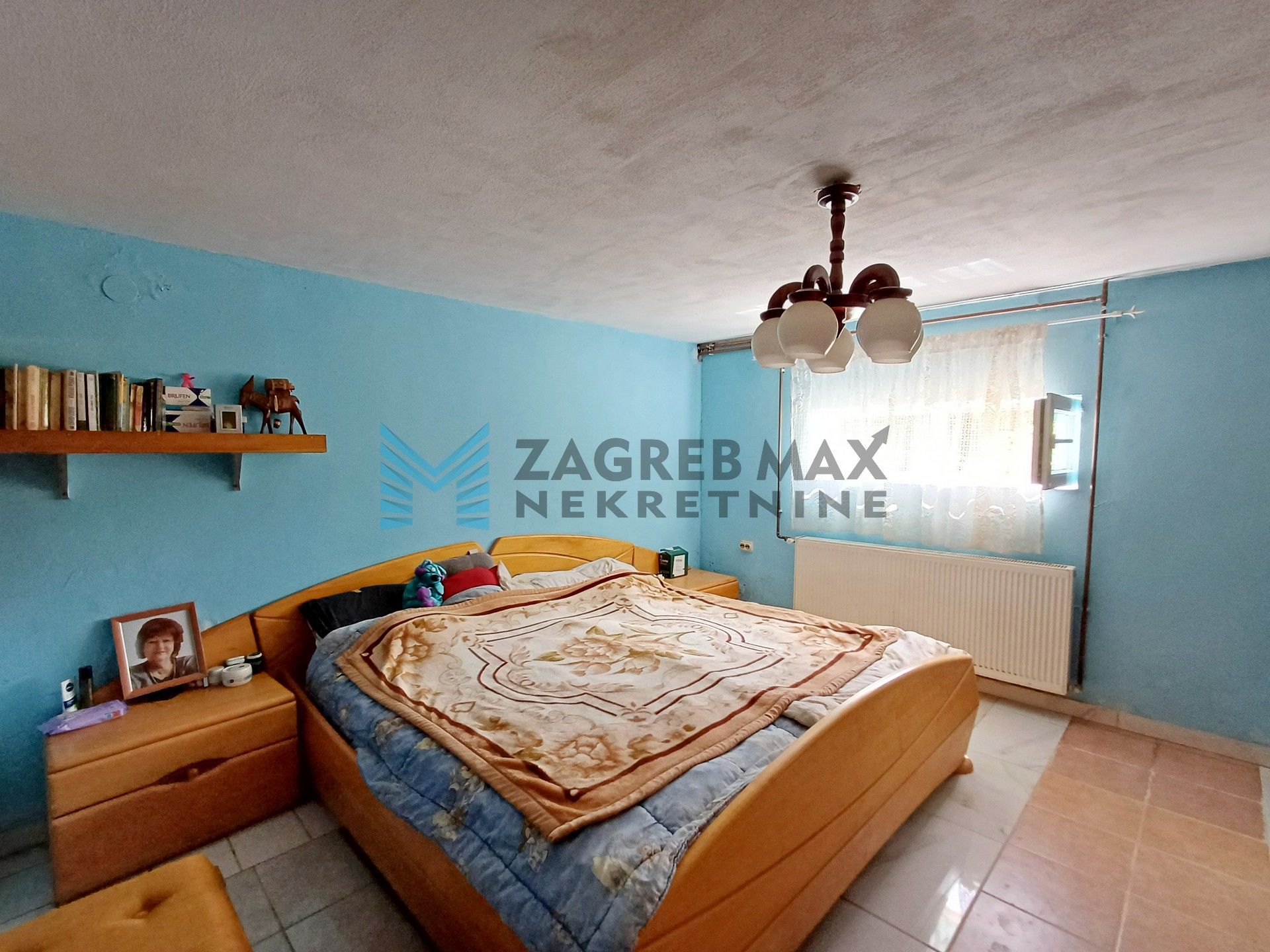 Zagreb - VRBOVEC - Negovec - kuća, dvorište, pomoćni objekt, terasa