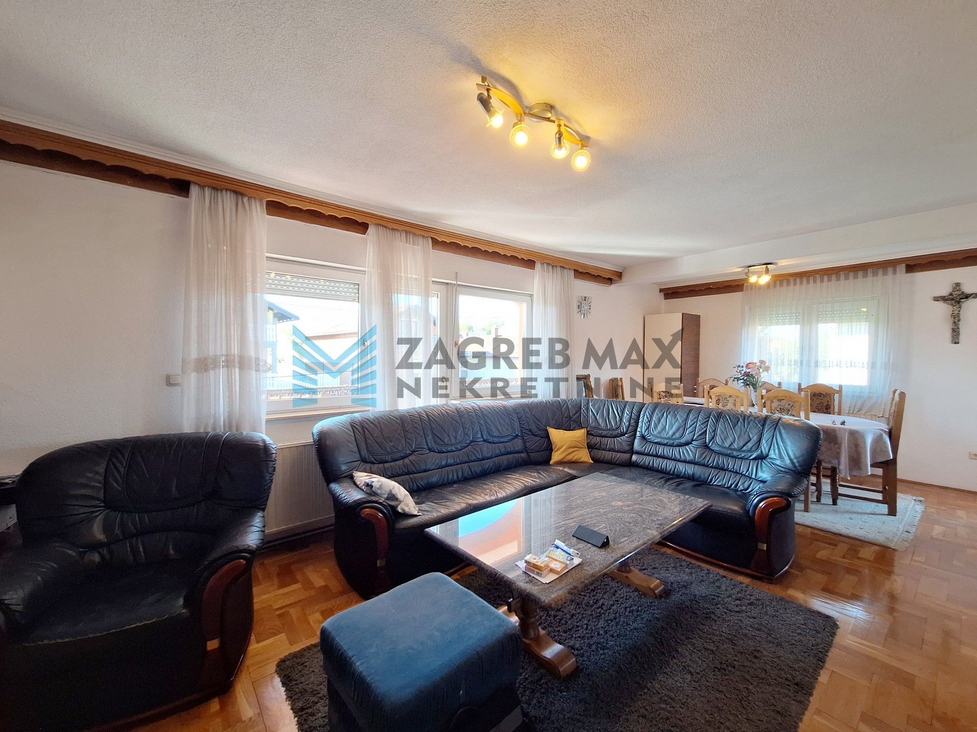 Zagreb - ŽITNJAK - Radnička - kuća s četiri odvojene stambene jedinice