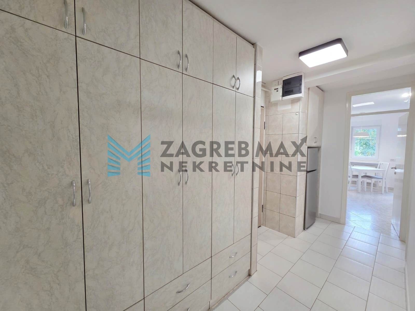 Zagreb - DUBRAVA - Vile Velebita - 3-soban, 1. kat, klima, 55 m2