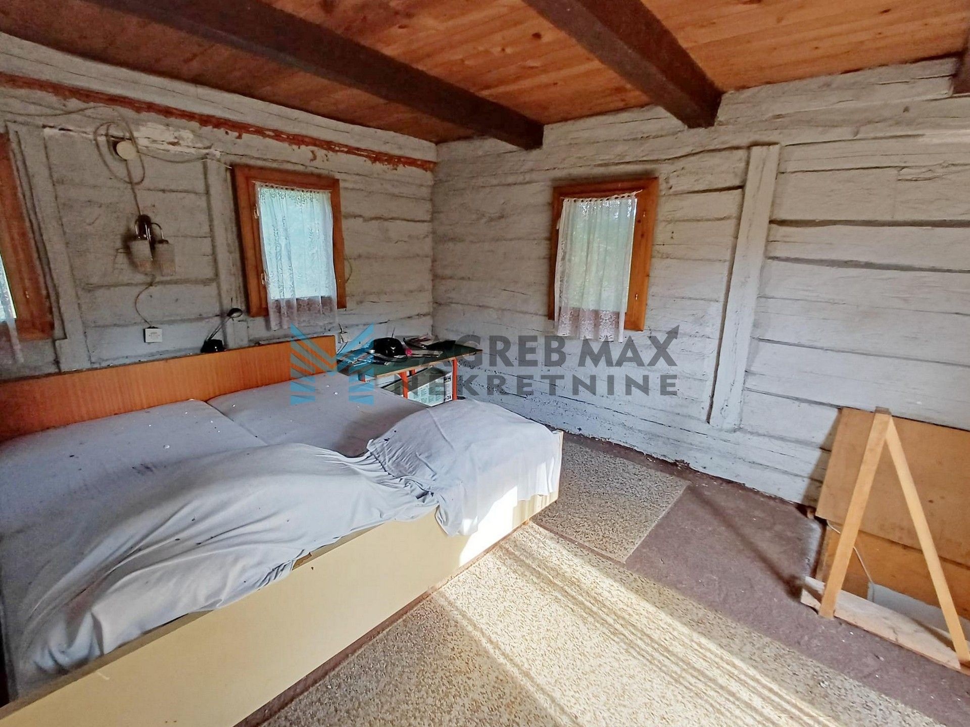 Zagreb - TOMAŠNICA - kuća za odmor uz rijeku Dobru - prilika za investiciju