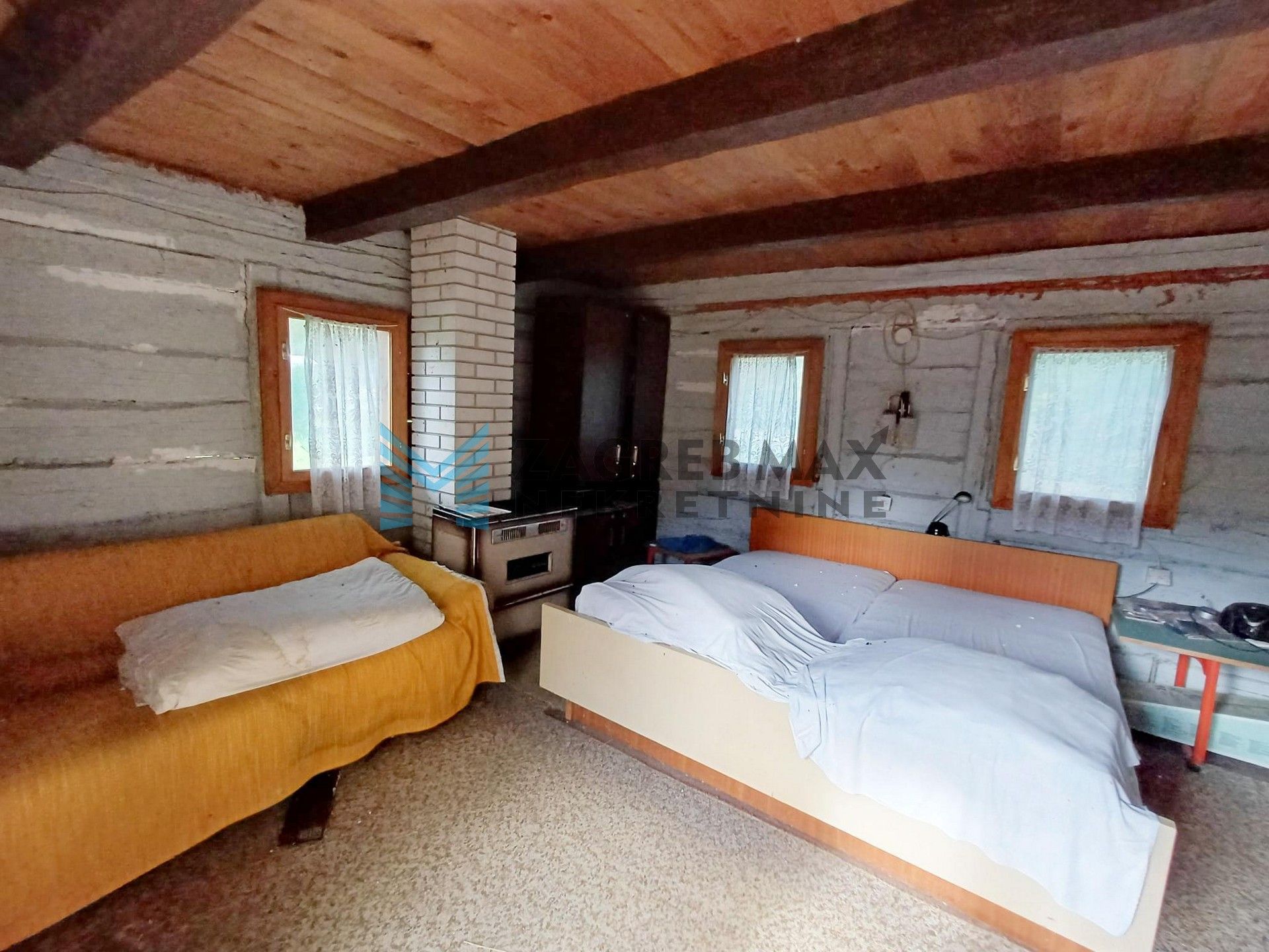 Zagreb - TOMAŠNICA - kuća za odmor uz rijeku Dobru - prilika za investiciju