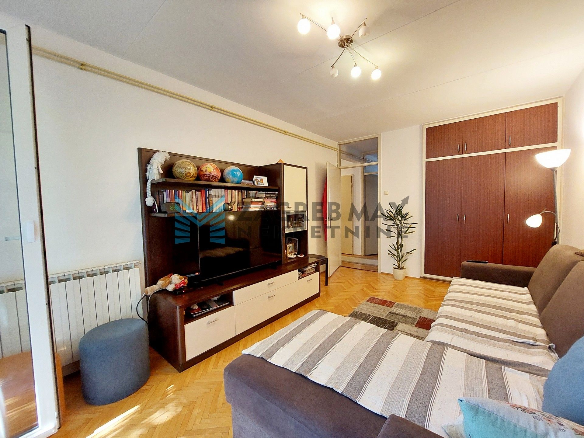 Zagreb - PEŠČENICA - D. Svetice - 2-sobni, balkon, spremište, mirno