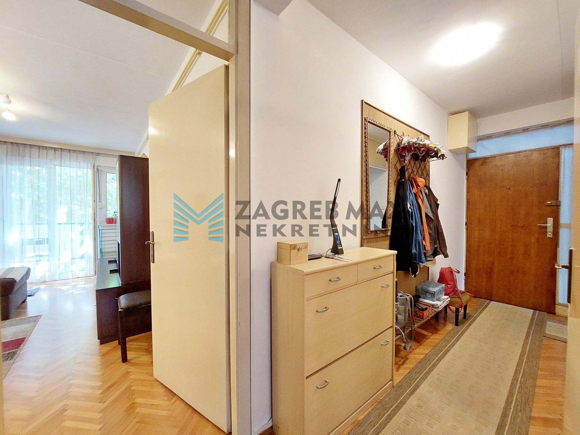 Zagreb - PEŠČENICA - D. Svetice - 2-sobni, balkon, spremište, mirno