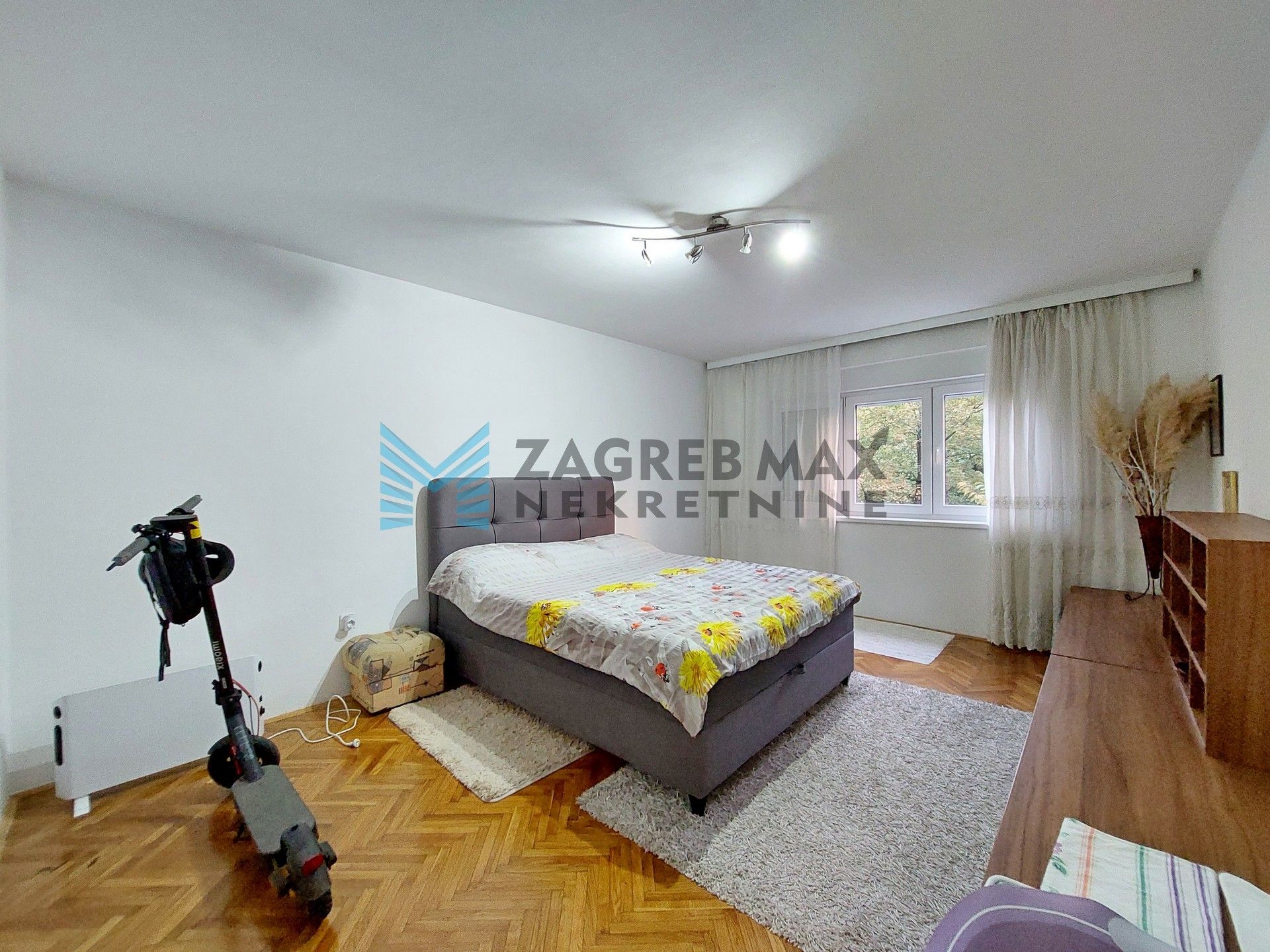 Zagreb - PEŠČENICA - Ivanićgradska - 3-sobni, svijetao, spremište, mirno