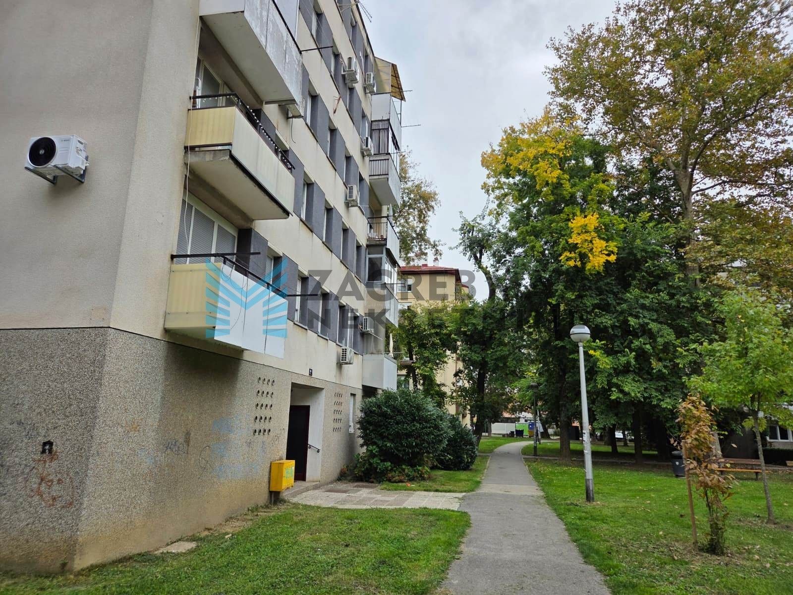 Zagreb - DUBRAVA - Vile Velebita - 3-soban, 1. kat, klima, 55 m2