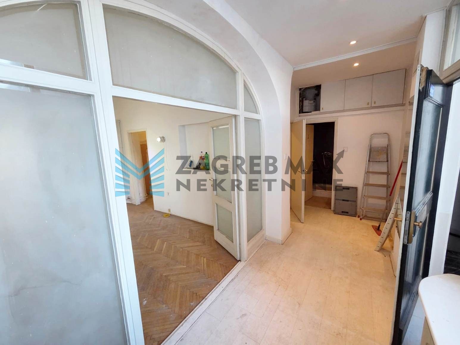 Zagreb - FRANKOPANSKA - poslovni prostor 68 m2 - uži centar grada (iznajmljivanje)