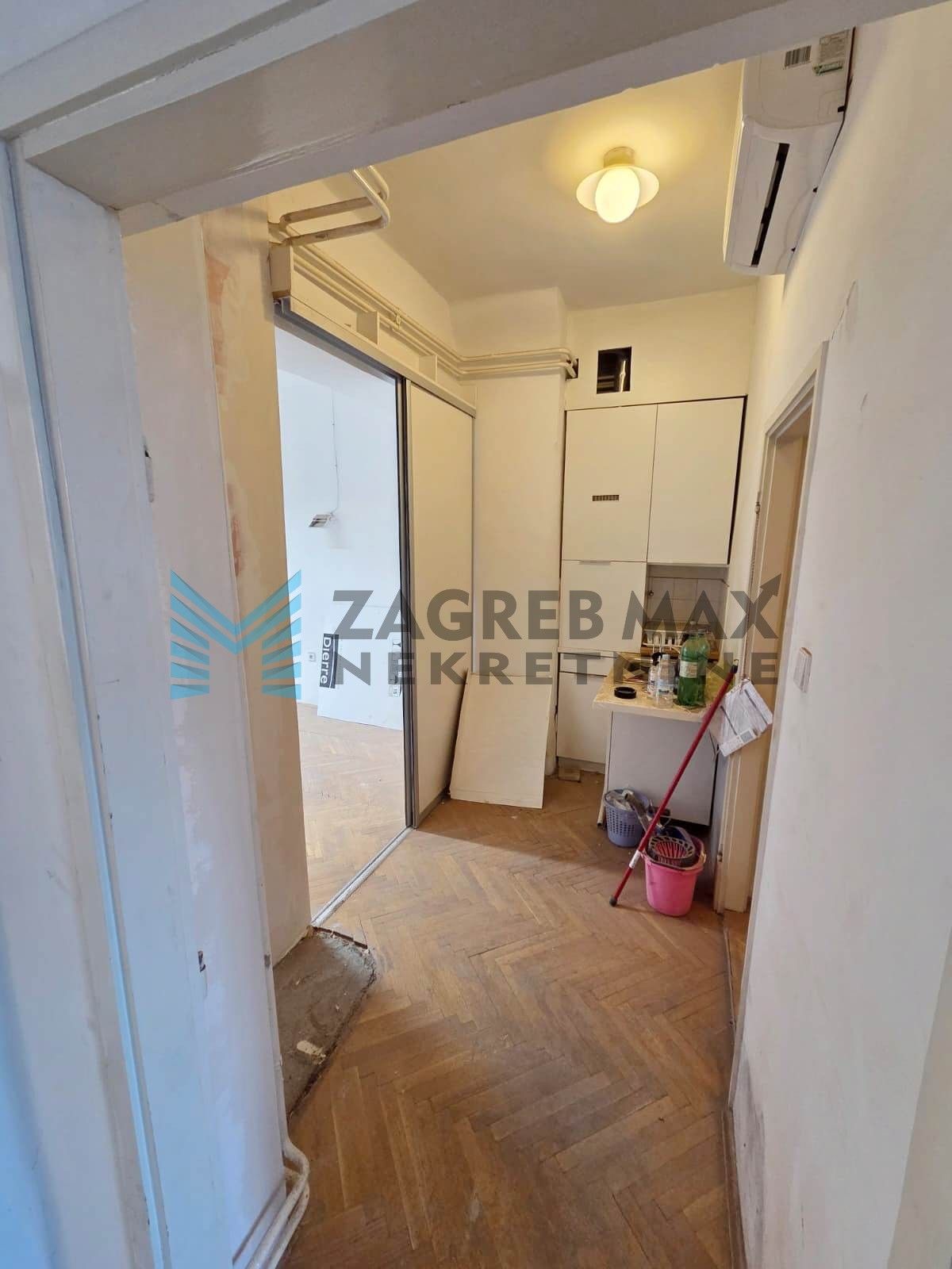 Zagreb - FRANKOPANSKA - poslovni prostor 68 m2 - uži centar grada (iznajmljivanje)