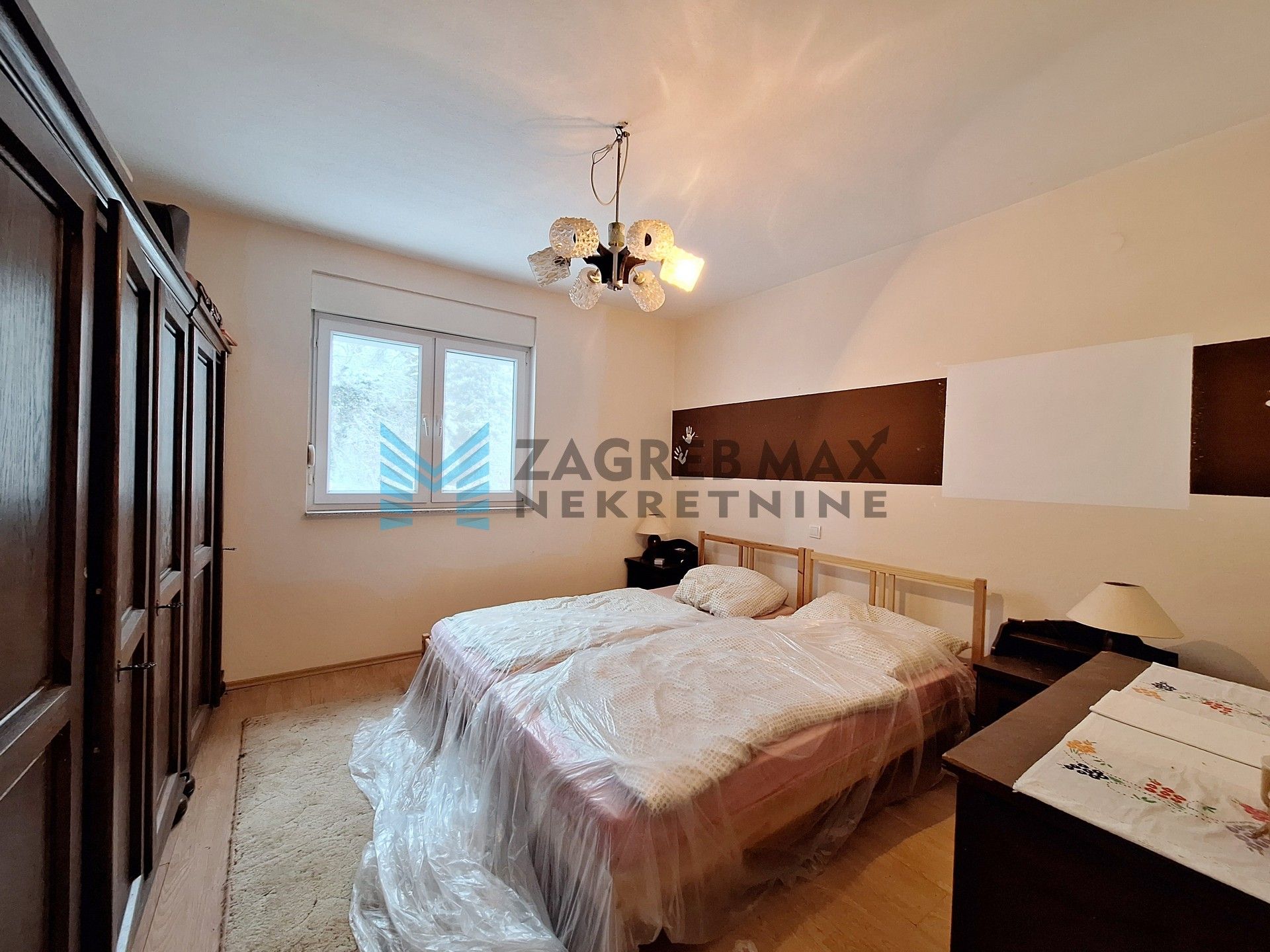 Zagreb - GORNJA TRSTENICA - renovirana kuća za odmor, prilika