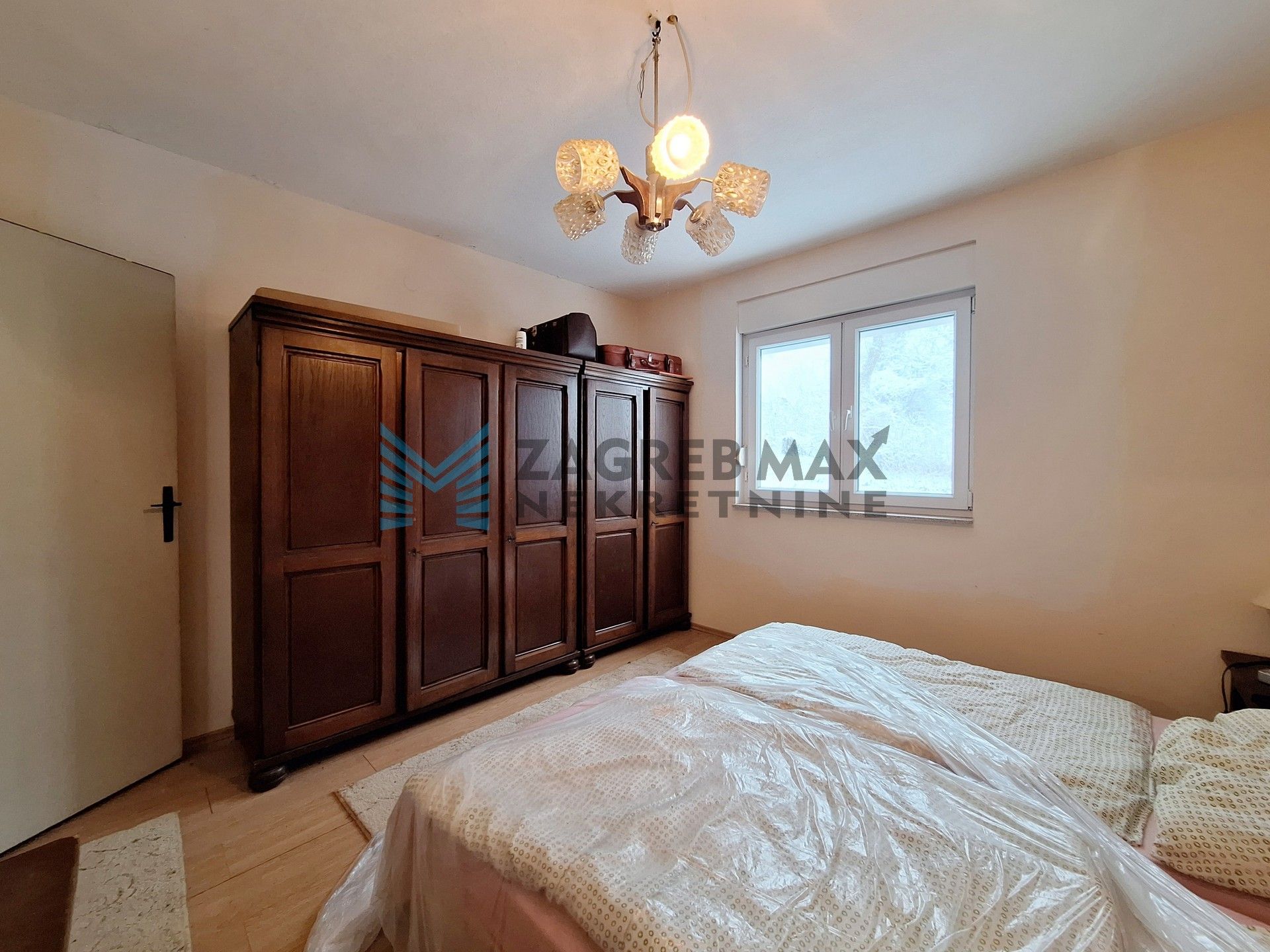 Zagreb - GORNJA TRSTENICA - renovirana kuća za odmor, prilika