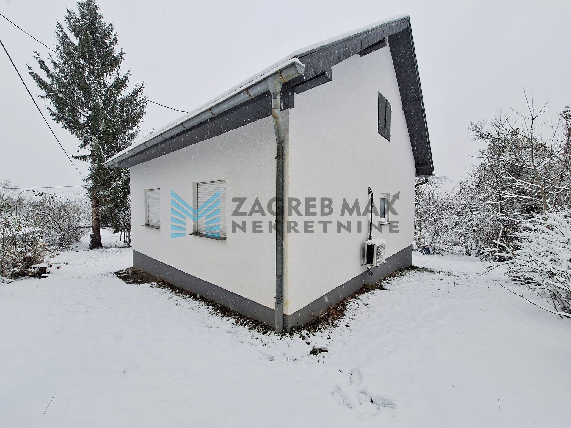 Zagreb - GORNJA TRSTENICA - renovirana kuća za odmor, prilika