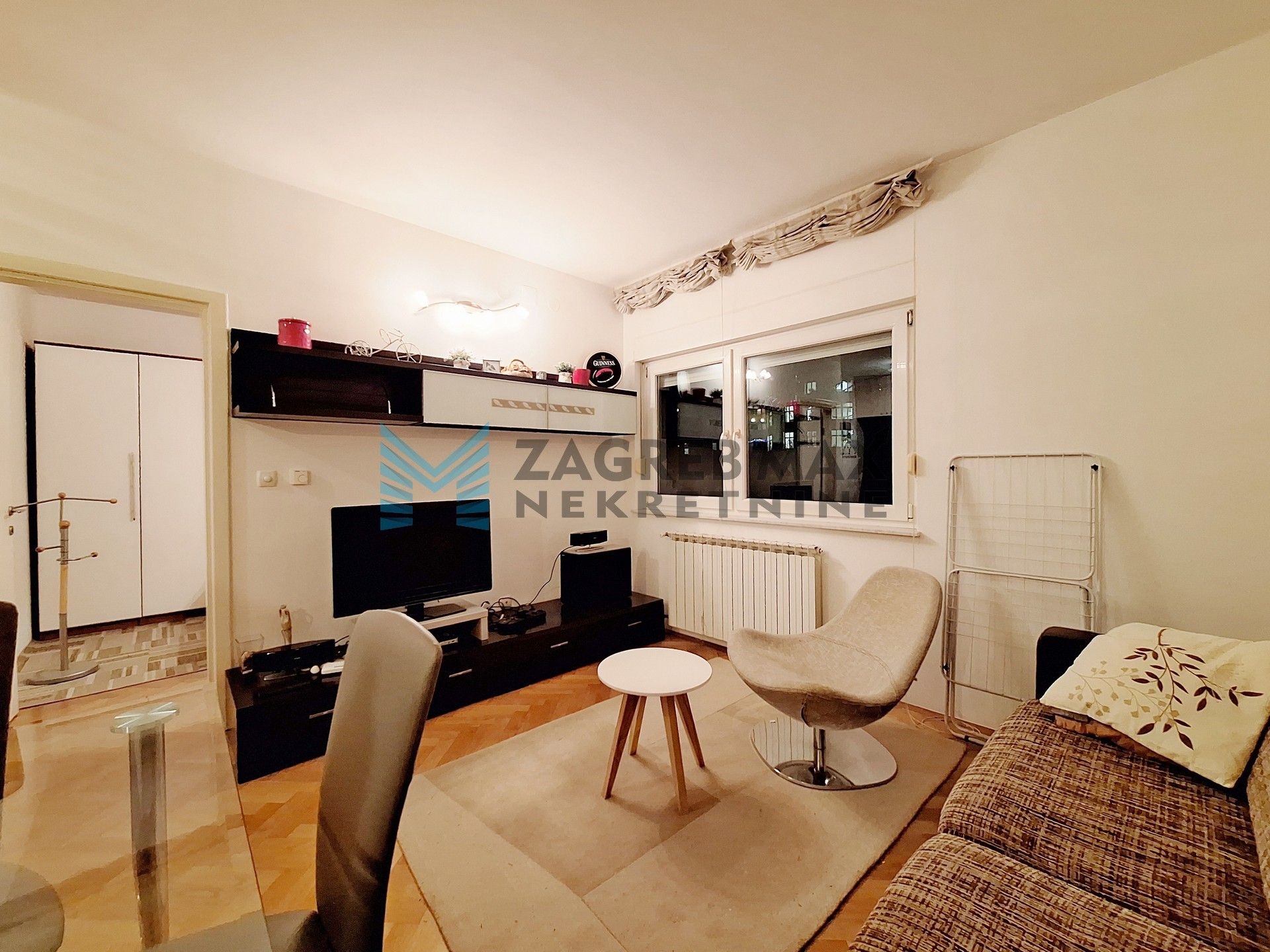 Zagreb - BRITANAC - Podolje - 2-sobni, kvalitetan, niske režije, VPM (iznajmljivanje)