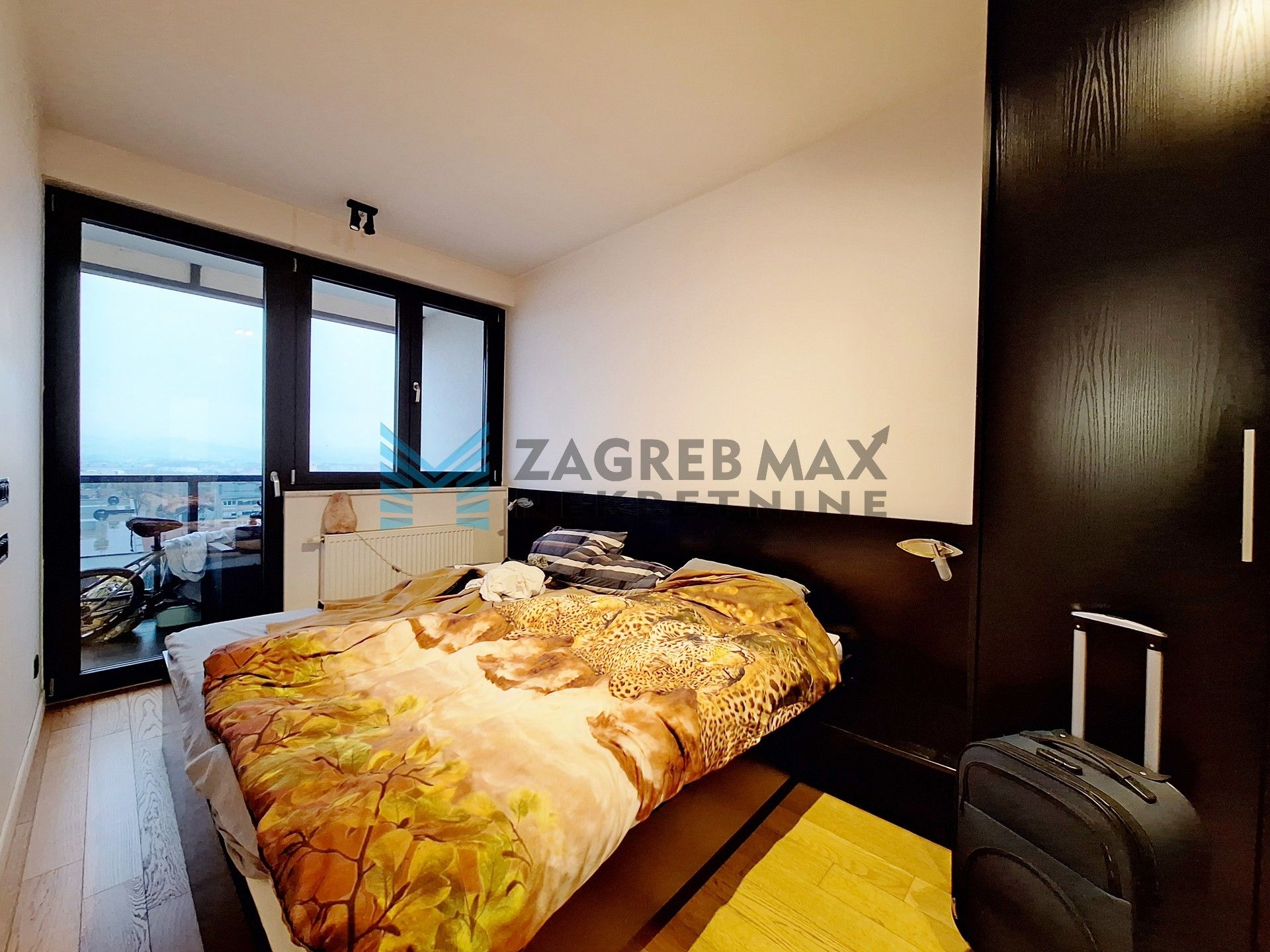 Zagreb - ŠPANSKO - Nova Galerija, moderan 3soban stan, loggia, GPM