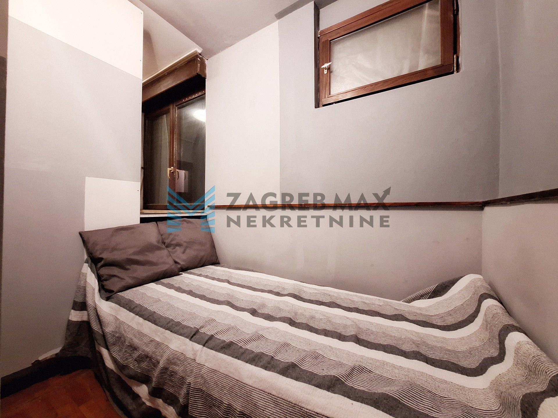 Zagreb - TREŠNJEVKA - Dobrilina - 1-sobni, zaseban ulaz, podrum, 24 m2, prilika