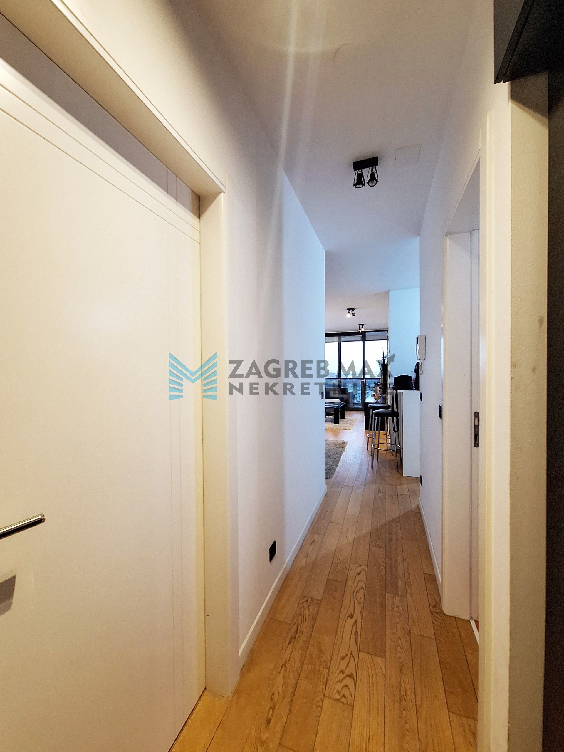 Zagreb - ŠPANSKO - Nova Galerija, moderan 3soban stan, loggia, GPM