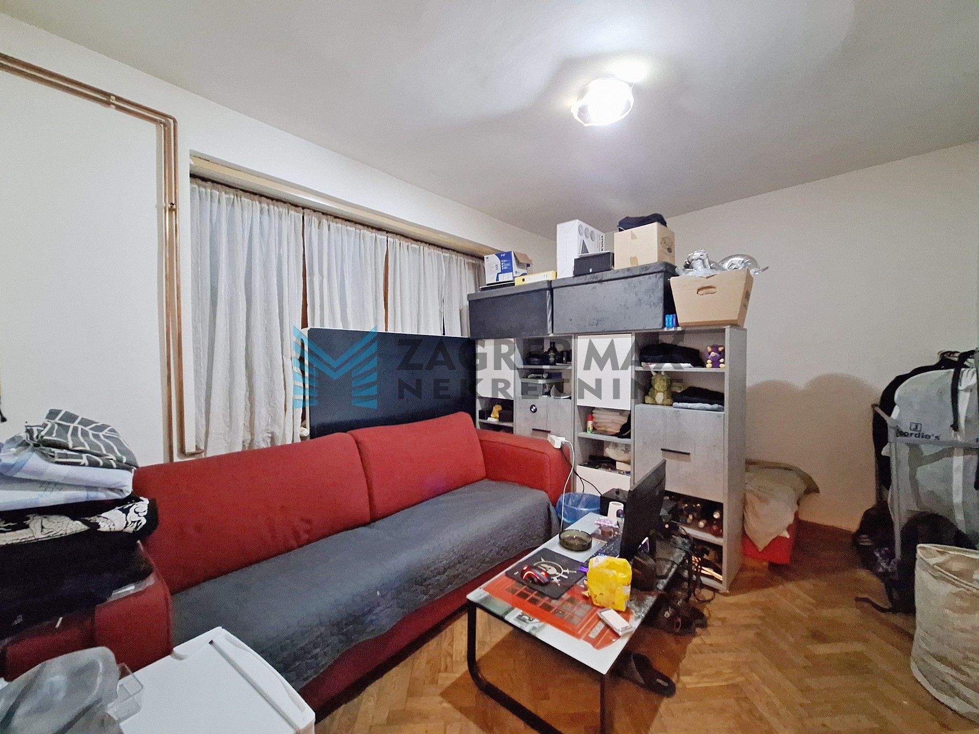 Zagreb - DUBRAVA - Z.Škreba - kuća s 3 stambene jedinice i poslovnim prostorom