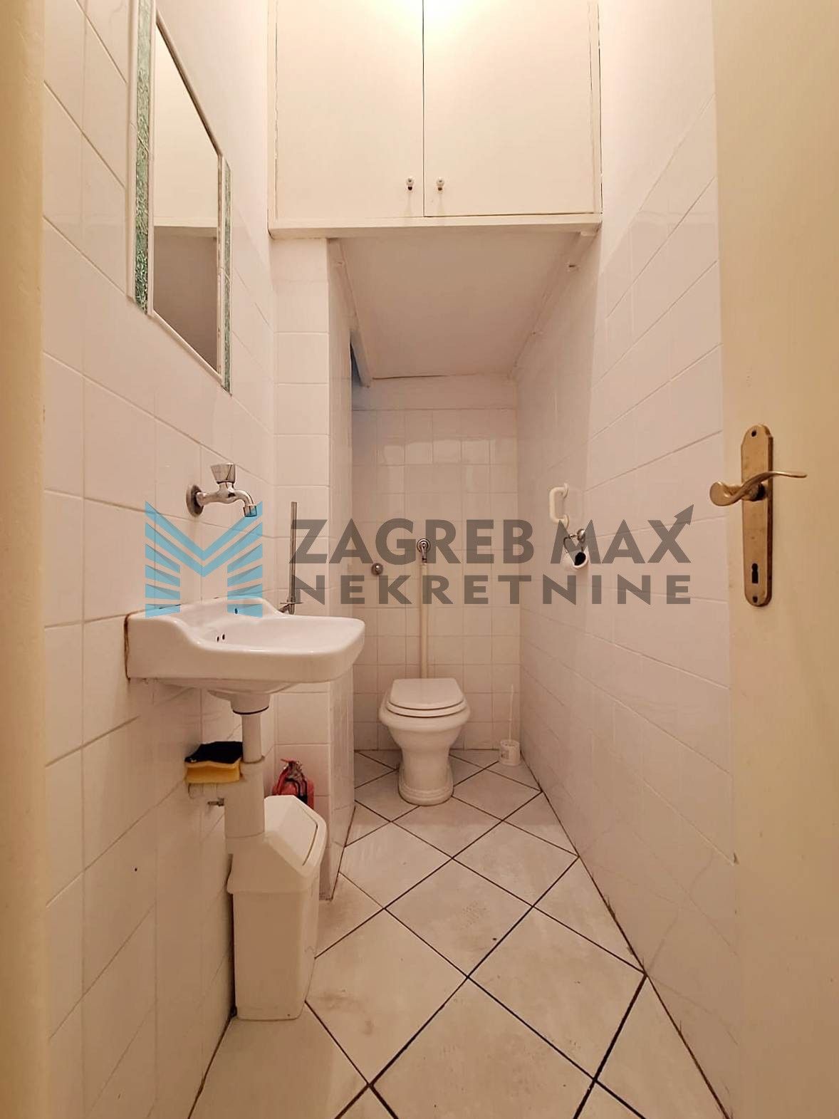 Zagreb - CENTAR - Frane Petrića - 100 m2 - poslovni prostor (iznajmljivanje)