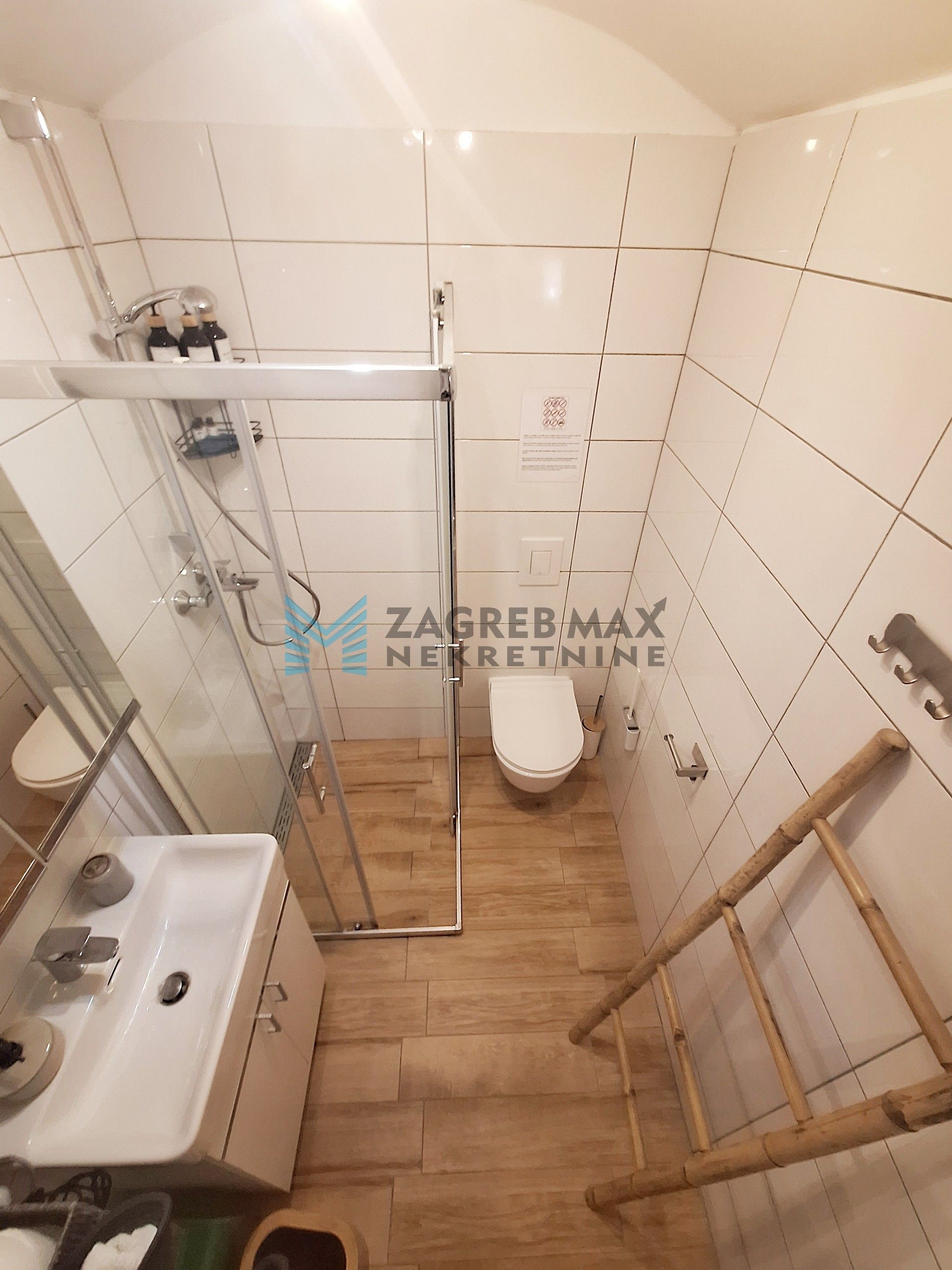 Zagreb - BERISLAVIĆEVA - izvrstan 1-sobni, uređen - INVESTICIJSKA PRILIKA